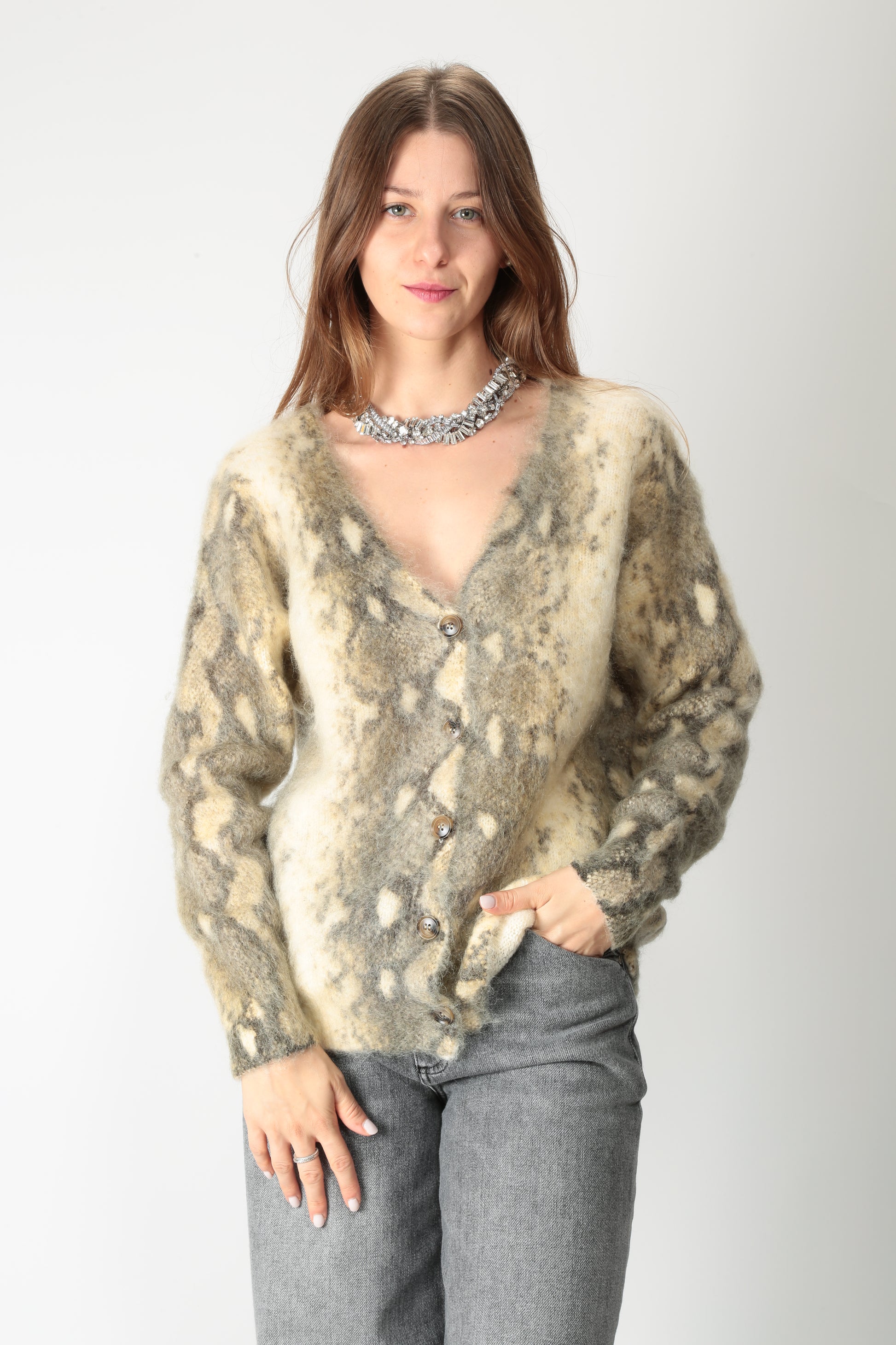 https://admin.shopify.com/store/gulieshop/products/15663942467933#:~:text=https%3A//www.gulieshop.it%20%E2%80%BA%20products%20%E2%80%BA%20solotre%2Dcardigan%2Dmisto%2Dmohair%2Dm3f0120