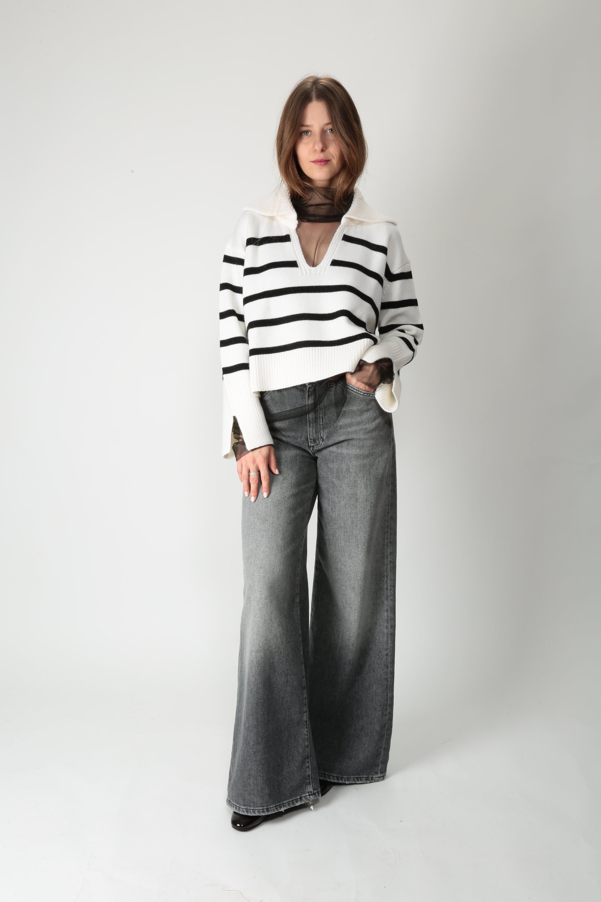 https://admin.shopify.com/store/gulieshop/products/15663943057757#:~:text=https%3A//www.gulieshop.it%20%E2%80%BA%20products%20%E2%80%BA%20meimeij%2Dmaglia%2Da%2Dpolo%2Din%2Dlana%2Dmerino%2Dm5iz00
