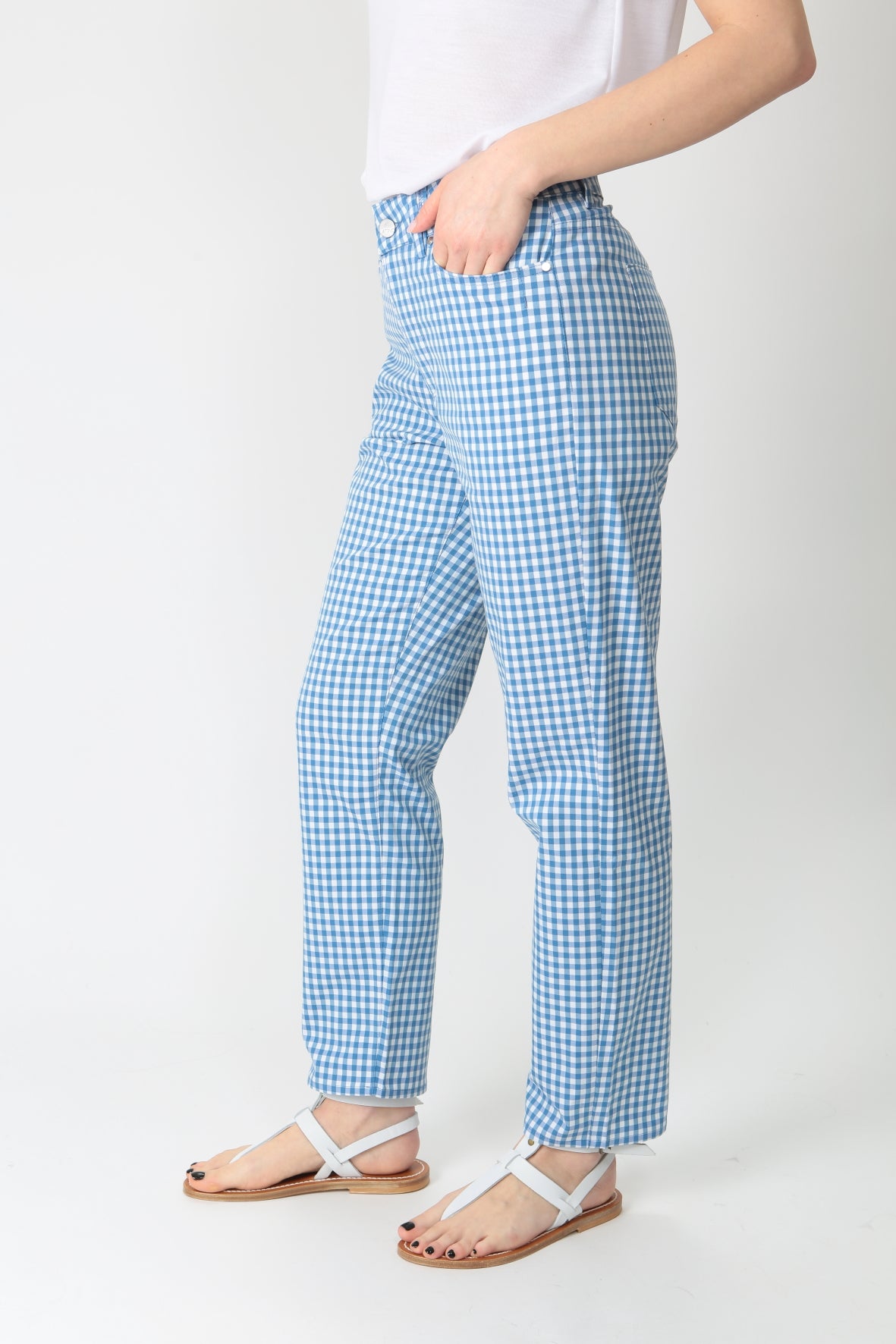 https://admin.shopify.com/store/gulieshop/products/9133537263965#:~:text=Invia-,Latin%C3%B2%20Pantalone%20in%20vichy%20PA07300J396%20Lucilla,-Contenuto%20multimediale%201