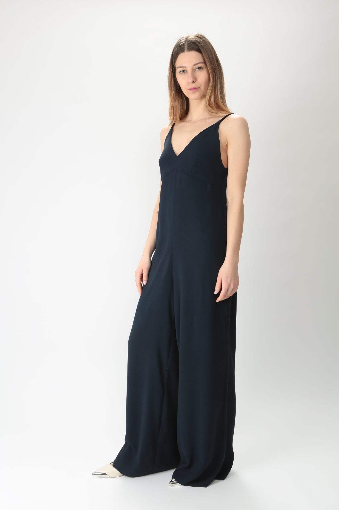 https://admin.shopify.com/store/gulieshop/products/9114952892765#:~:text=Invia-,Ottod%27ame%20Jumpsuit%20ampia%20DP9600,-Contenuto%20multimediale%201