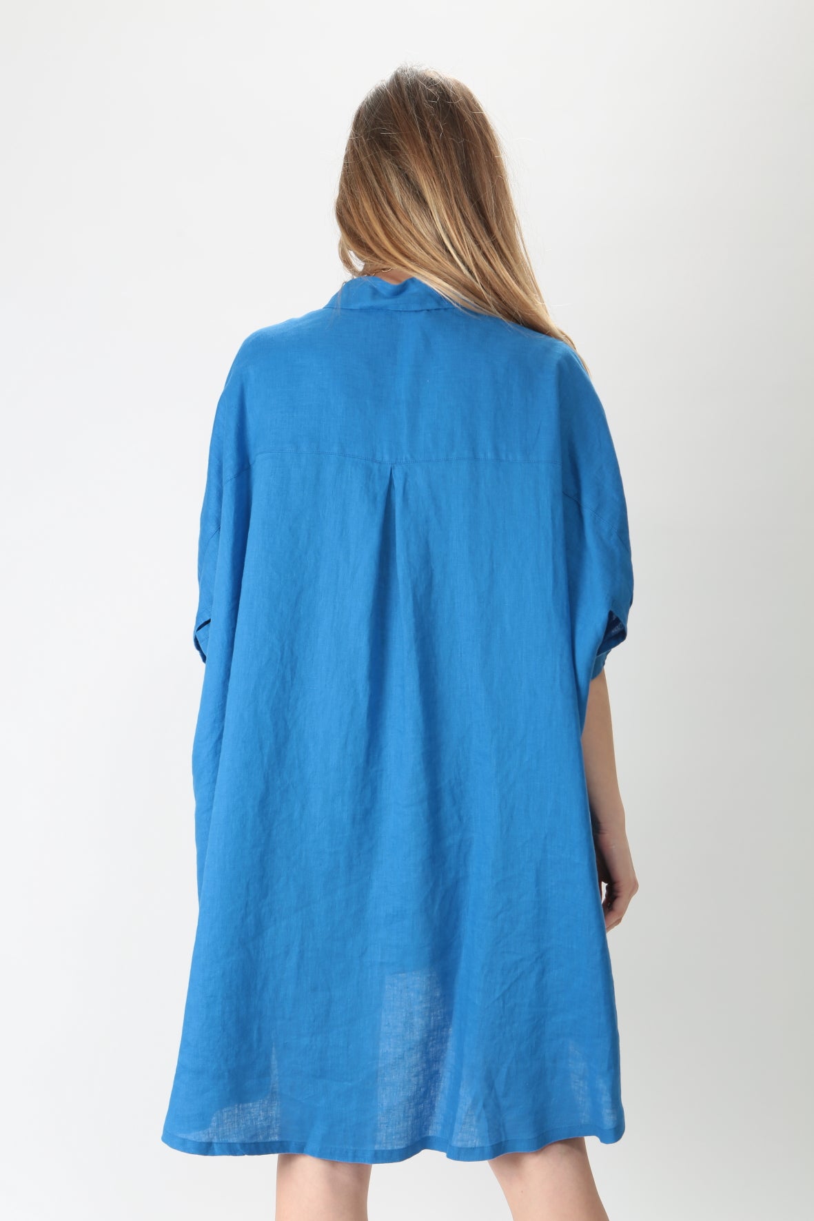 https://admin.shopify.com/store/gulieshop/products/9114952663389#:~:text=Invia-,Ottod%27ame%20Abito%20oversize%20in%20lino%20DC4901,-Contenuto%20multimediale%201