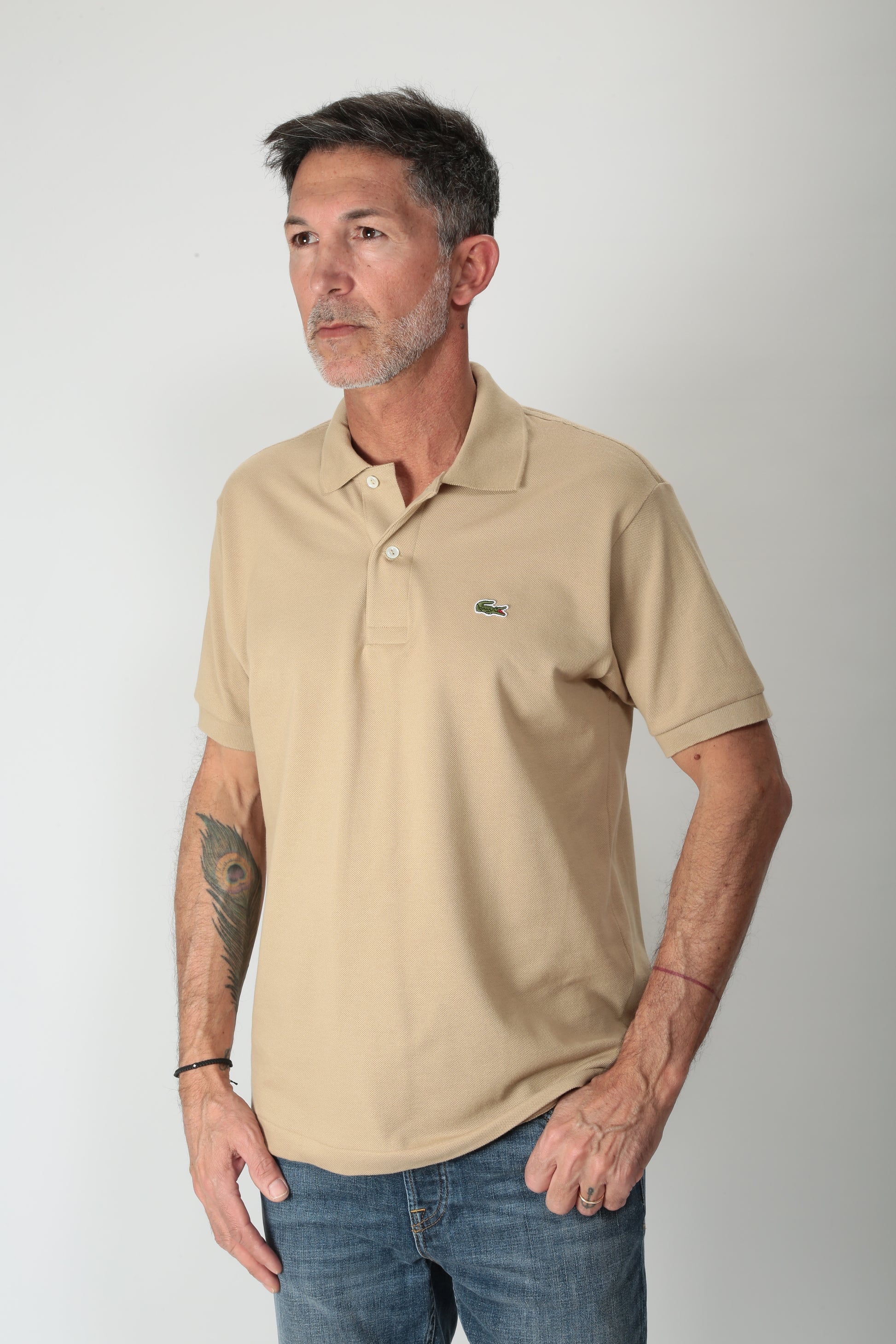 https://admin.shopify.com/store/gulieshop/products/15095553098077#:~:text=https%3A//www.gulieshop.it%20%E2%80%BA%20products%20%E2%80%BA%20lacoste%2Dpolo%2Da%2Dmaniche%2Dcorte%2Dl%2D12%2D12%2D4
