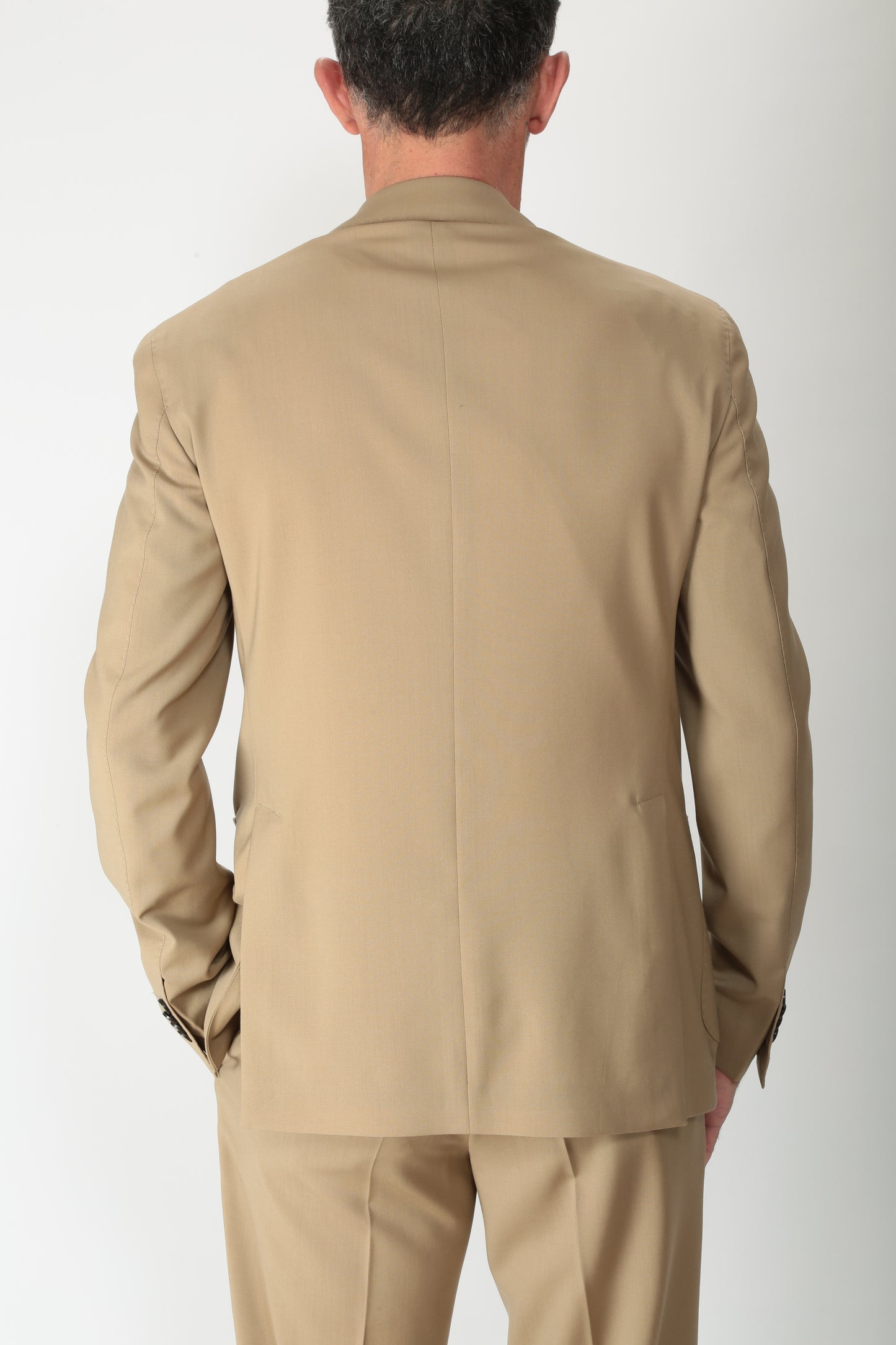 https://admin.shopify.com/store/gulieshop/products/15124574208349#:~:text=https%3A//www.gulieshop.it%20%E2%80%BA%20products%20%E2%80%BA%20lubiam%2Dgiacca%2Din%2Dfresco%2Ddi%2Dlana%2D54244%2D3%2D2684