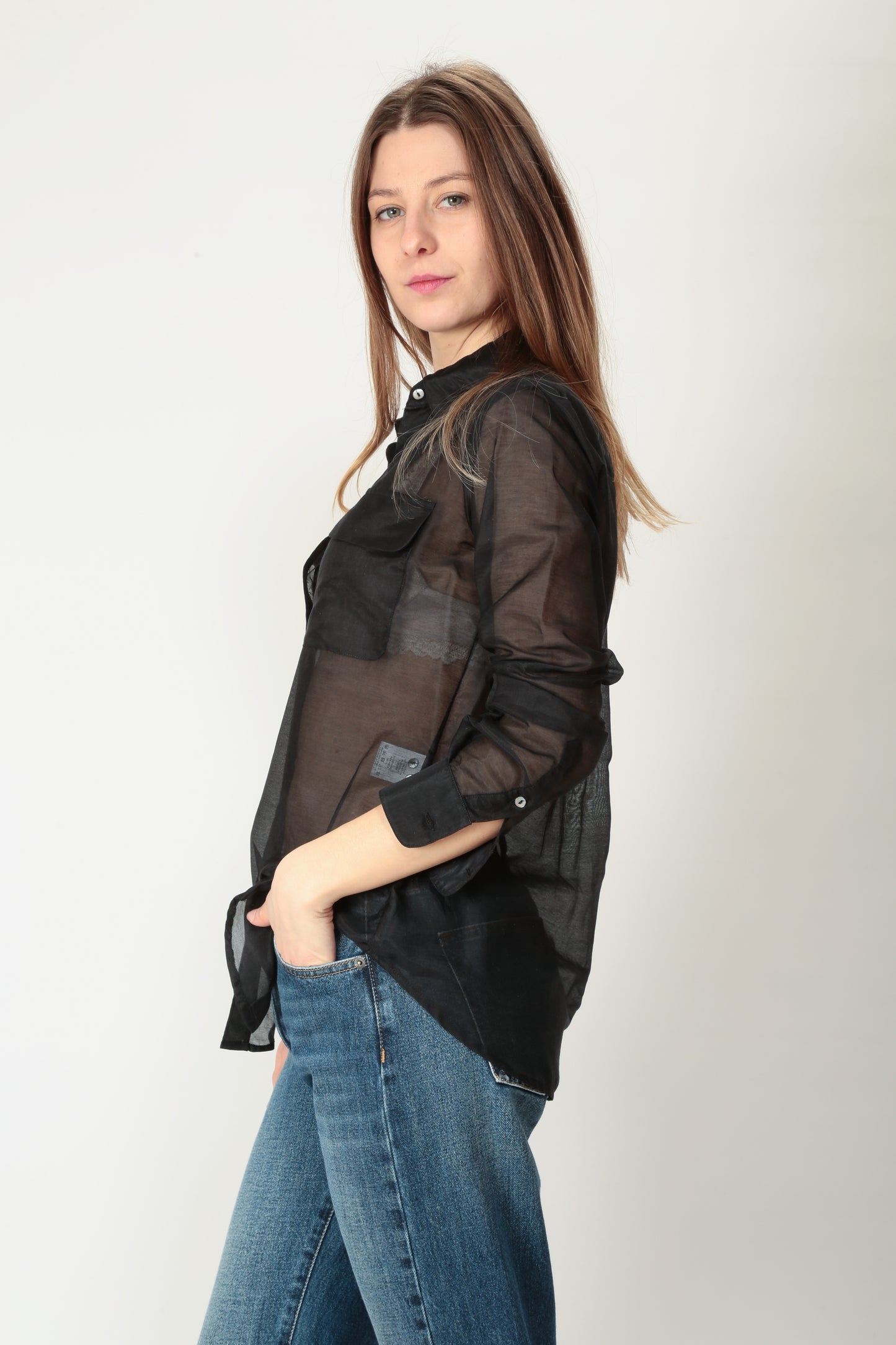 https://admin.shopify.com/store/gulieshop/products/15239507476829#:~:text=https%3A//www.gulieshop.it%20%E2%80%BA%20products%20%E2%80%BA%20camicetta%2Dsnob%2Dcamicia%2Din%2Dorganza%2Ddi%2Dseta%2D41210%2D779