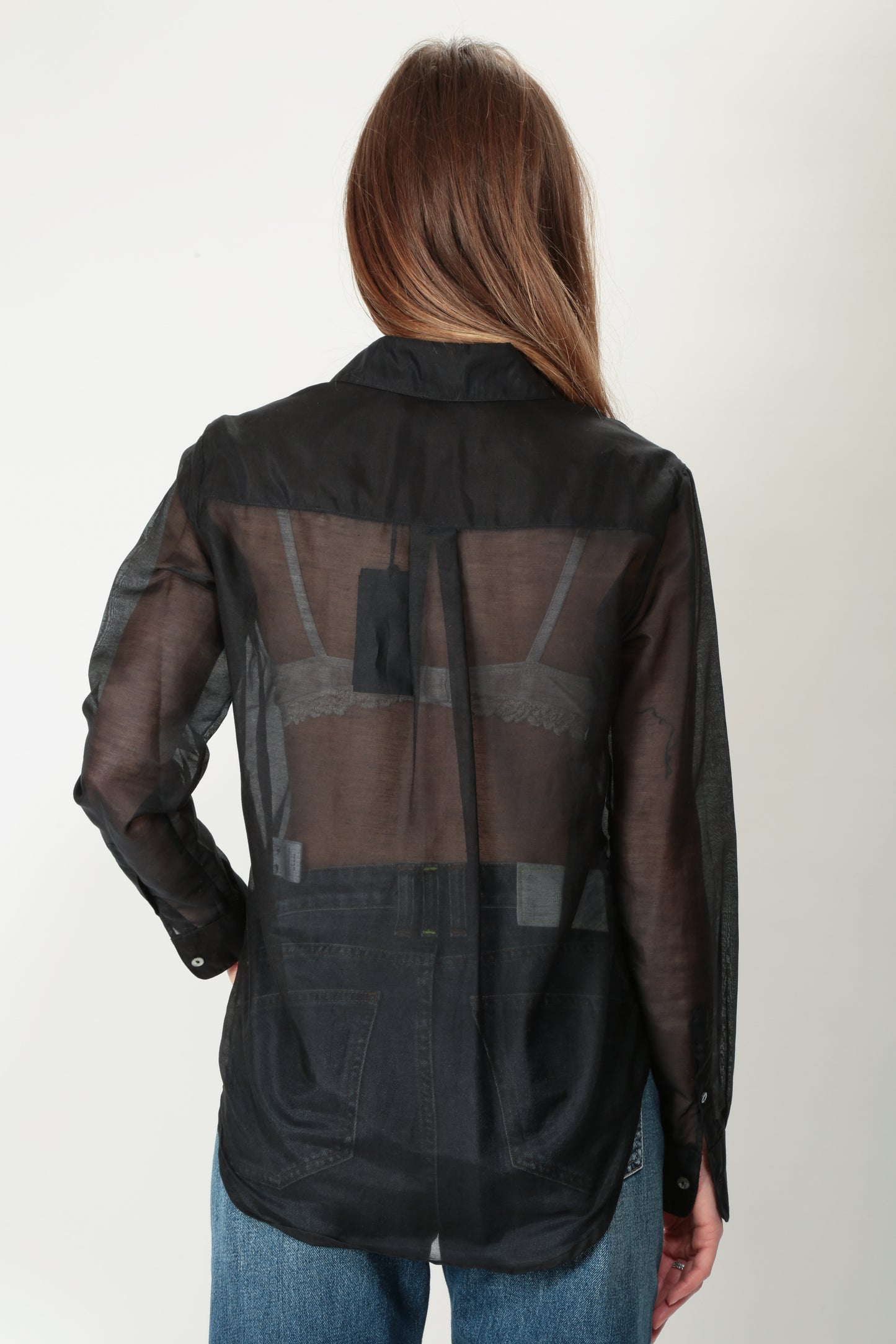https://admin.shopify.com/store/gulieshop/products/15239507476829#:~:text=https%3A//www.gulieshop.it%20%E2%80%BA%20products%20%E2%80%BA%20camicetta%2Dsnob%2Dcamicia%2Din%2Dorganza%2Ddi%2Dseta%2D41210%2D779