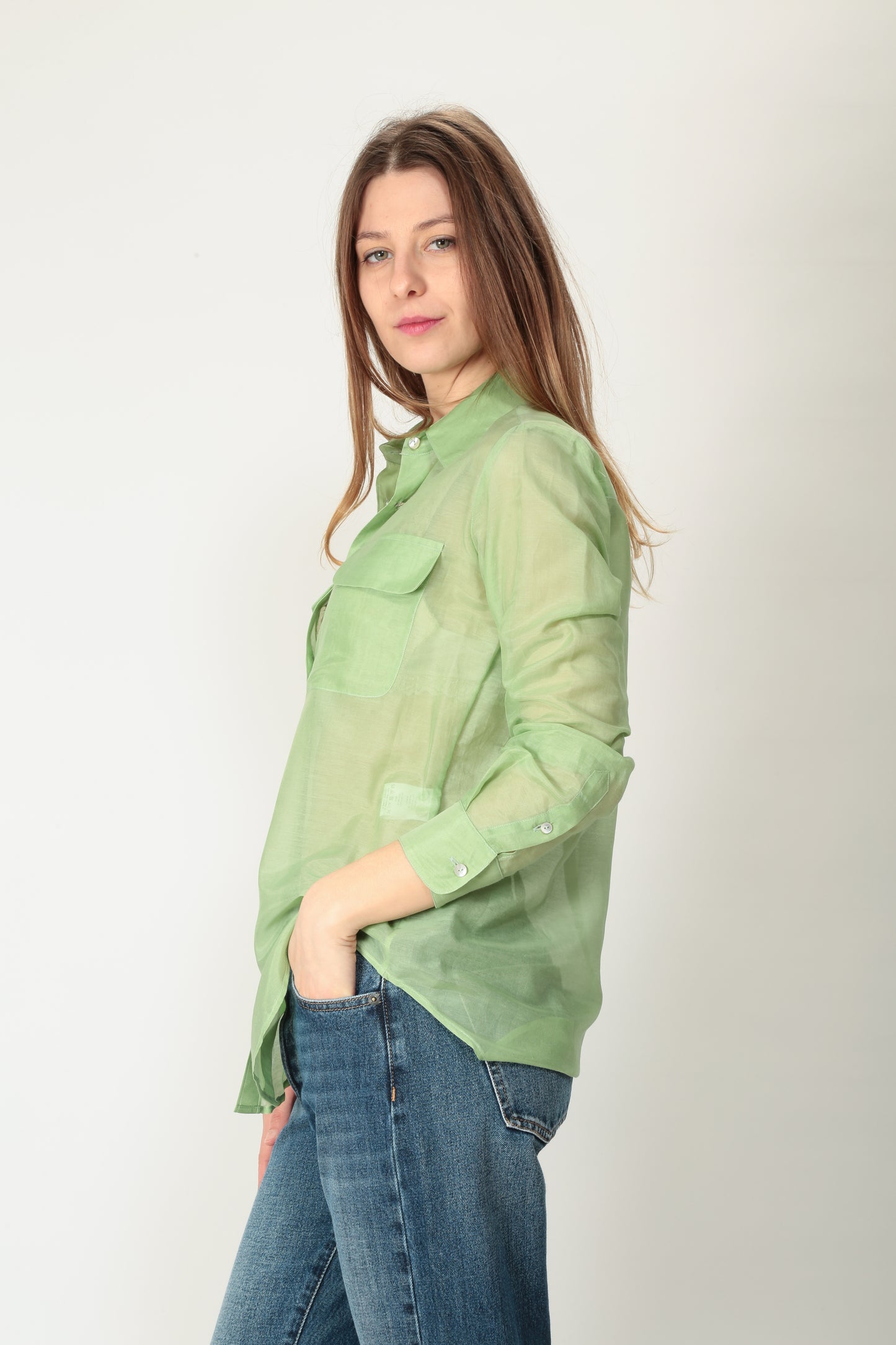 https://admin.shopify.com/store/gulieshop/products/15239507411293#:~:text=https%3A//www.gulieshop.it%20%E2%80%BA%20products%20%E2%80%BA%20camicetta%2Dsnob%2Dcamicia%2Din%2Dorganza%2Ddi%2Dseta%2D41210%2D778