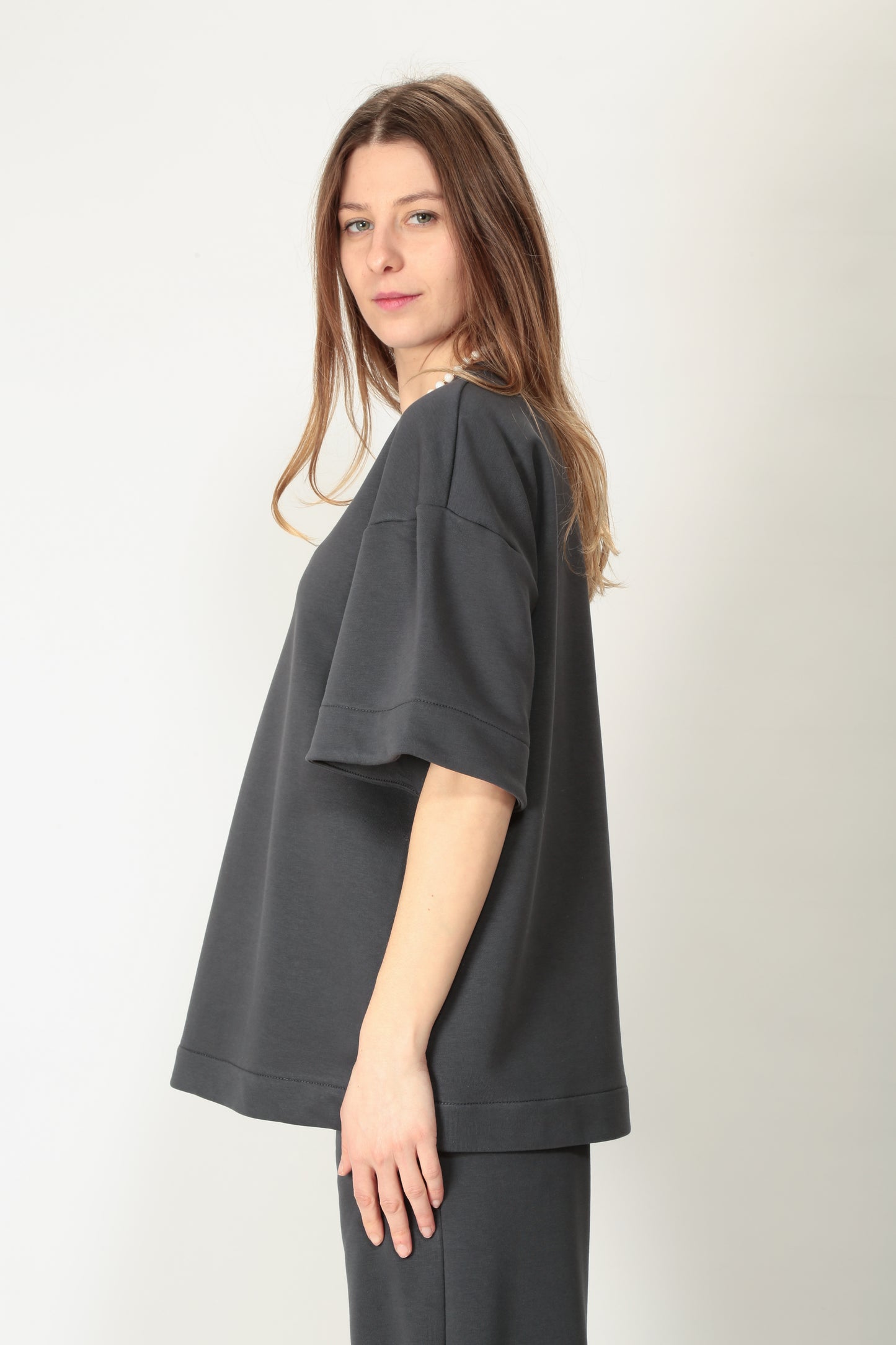 https://admin.shopify.com/store/gulieshop/products/15154426052957#:~:text=https%3A//www.gulieshop.it%20%E2%80%BA%20products%20%E2%80%BA%201978%2Dmaglia%2Din%2Dfelpa%2Dmanica%2Dcorta%2Deleonora