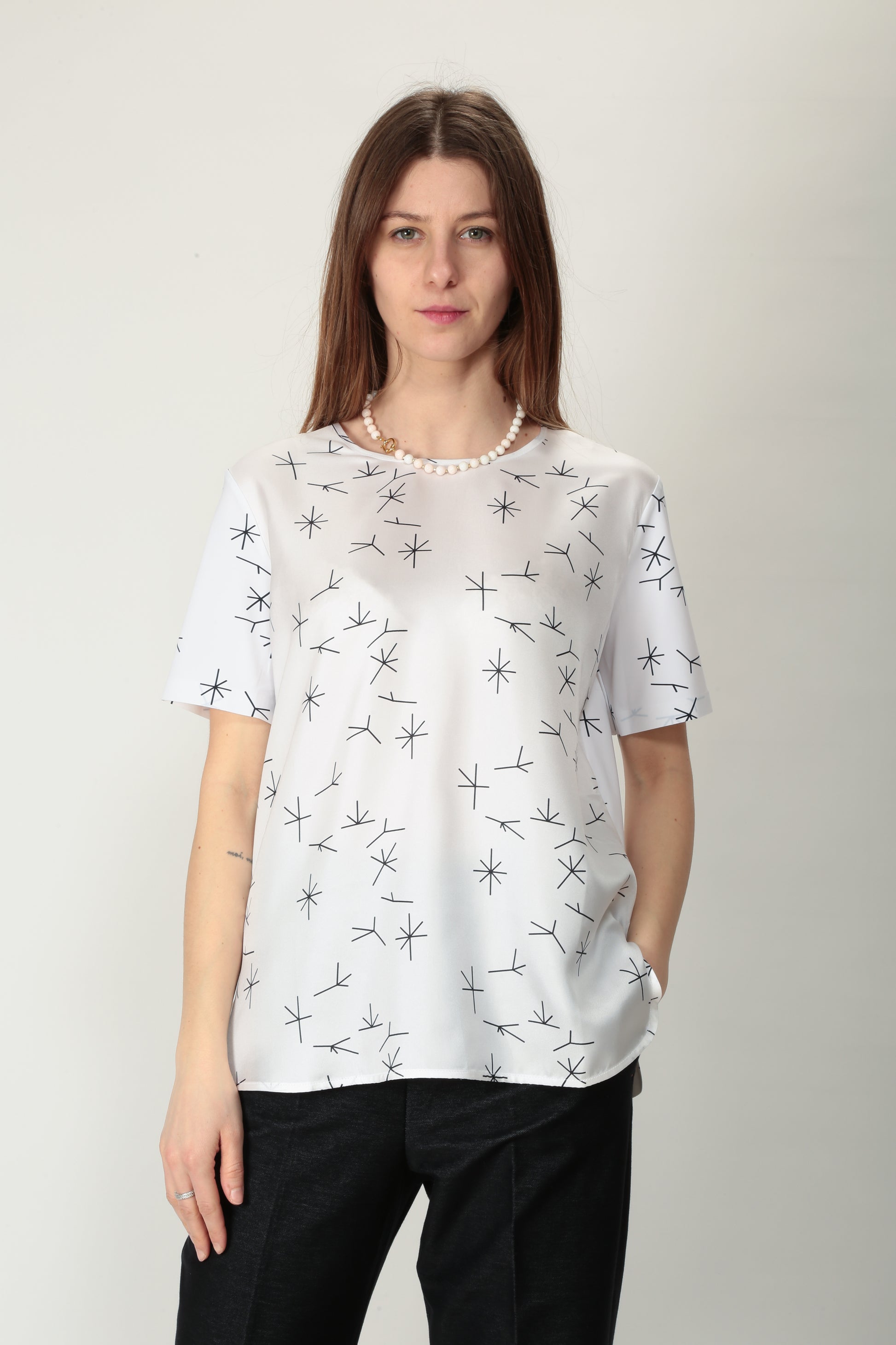 https://admin.shopify.com/store/gulieshop/products/15239507804509#:~:text=https%3A//www.gulieshop.it%20%E2%80%BA%20products%20%E2%80%BA%20maxmara%2Dmm%2Dt%2Dshirt%2Dmisto%2Dseta%2Dlina