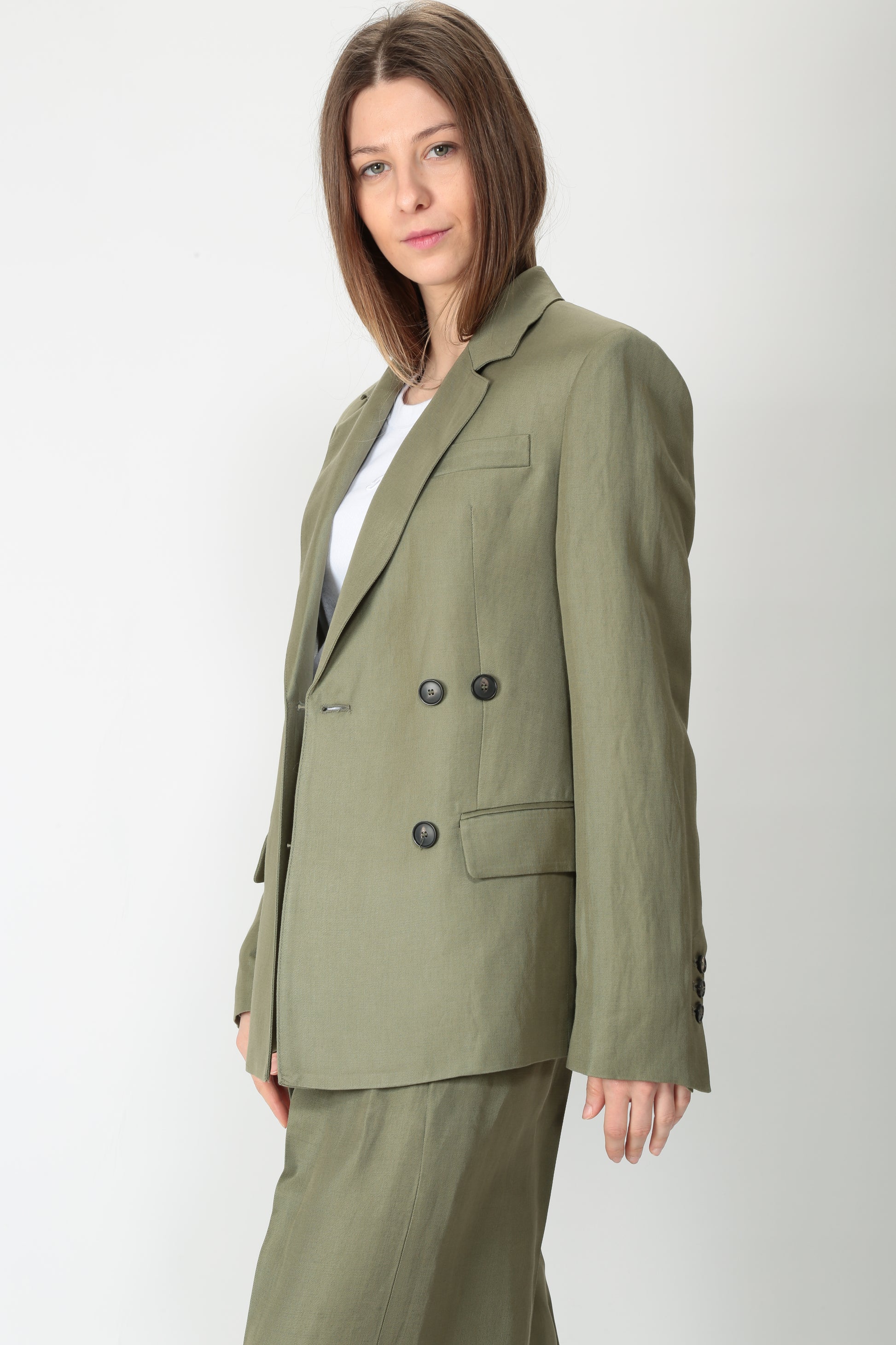 https://admin.shopify.com/store/gulieshop/products/15192688263517#:~:text=https%3A//www.gulieshop.it%20%E2%80%BA%20products%20%E2%80%BA%20tela%2Dgiacca%2Ddoppiopetto%2Din%2Dmisto%2Dlino%2Domega%2Dcrop