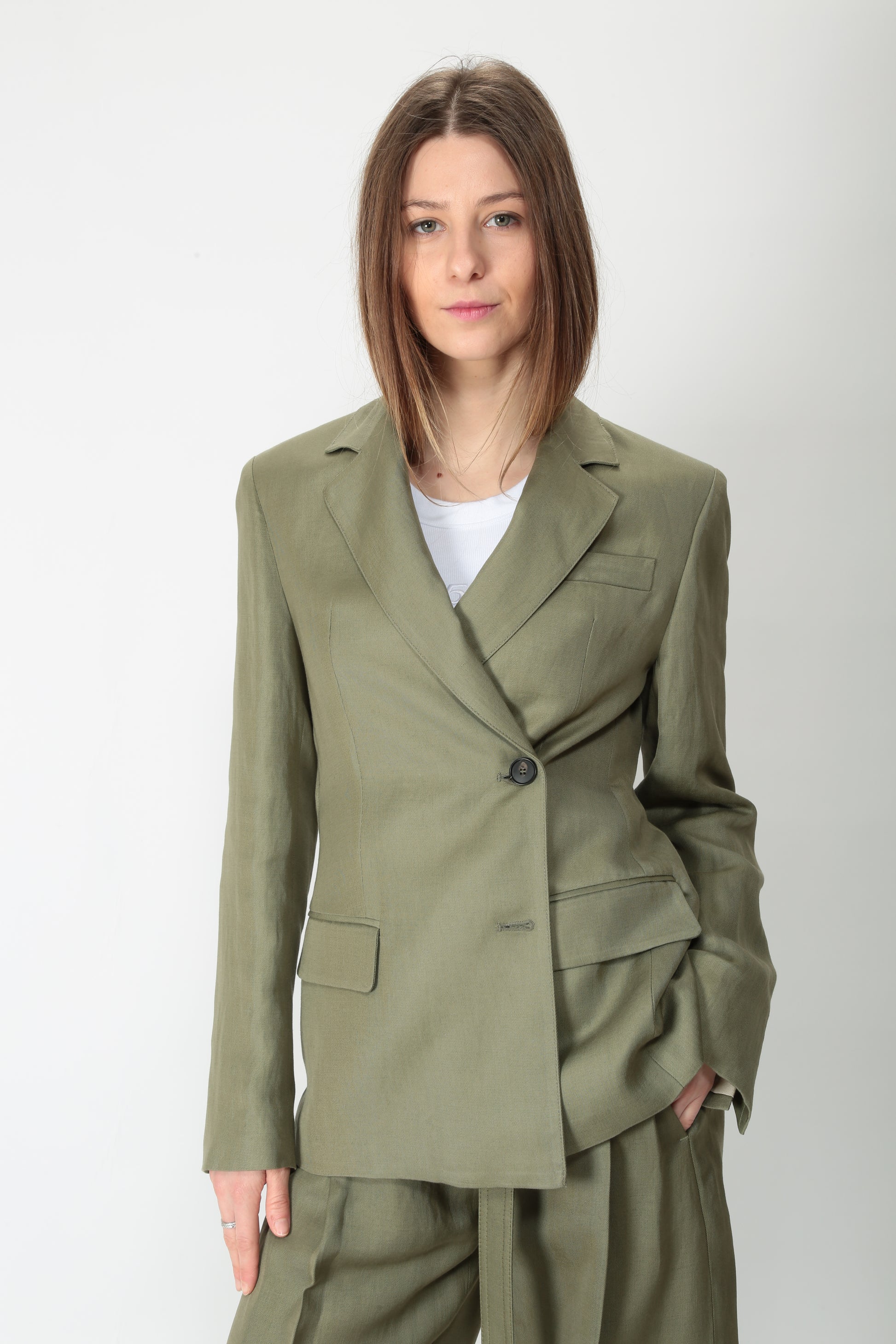 https://admin.shopify.com/store/gulieshop/products/15192688263517#:~:text=https%3A//www.gulieshop.it%20%E2%80%BA%20products%20%E2%80%BA%20tela%2Dgiacca%2Ddoppiopetto%2Din%2Dmisto%2Dlino%2Domega%2Dcrop