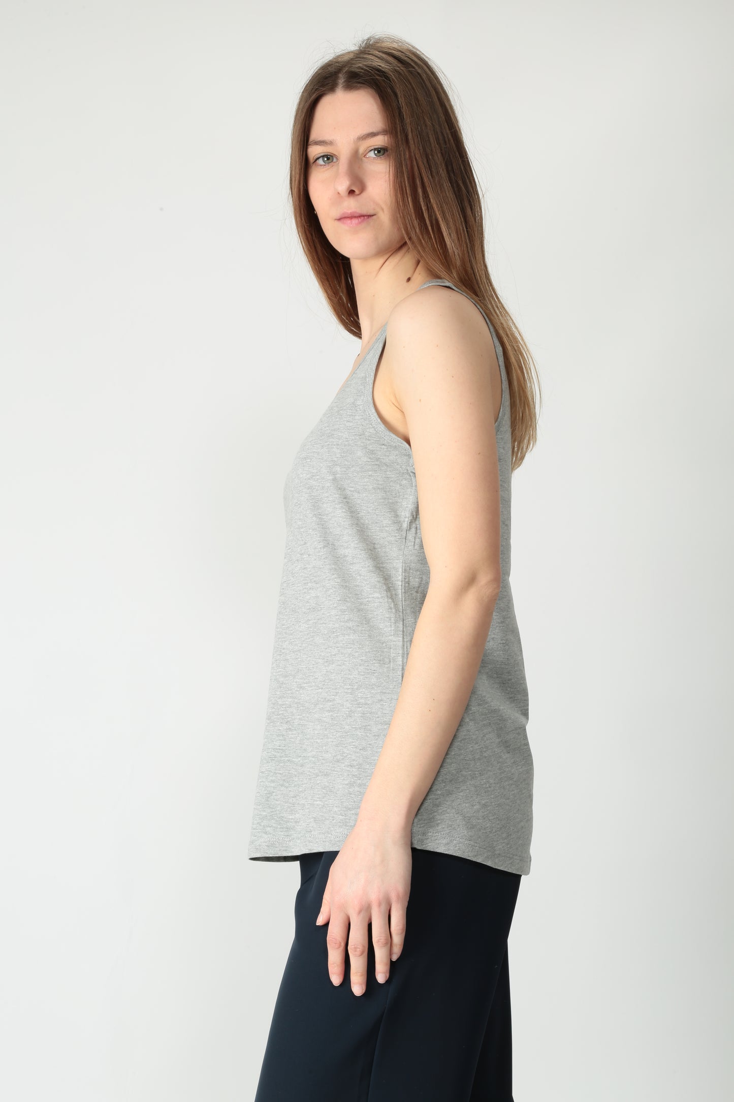 https://admin.shopify.com/store/gulieshop/products/15220318241117#:~:text=https%3A//www.gulieshop.it%20%E2%80%BA%20products%20%E2%80%BA%20the%2Dm%2Dtop%2Dcanotta%2Dtank92%2D2