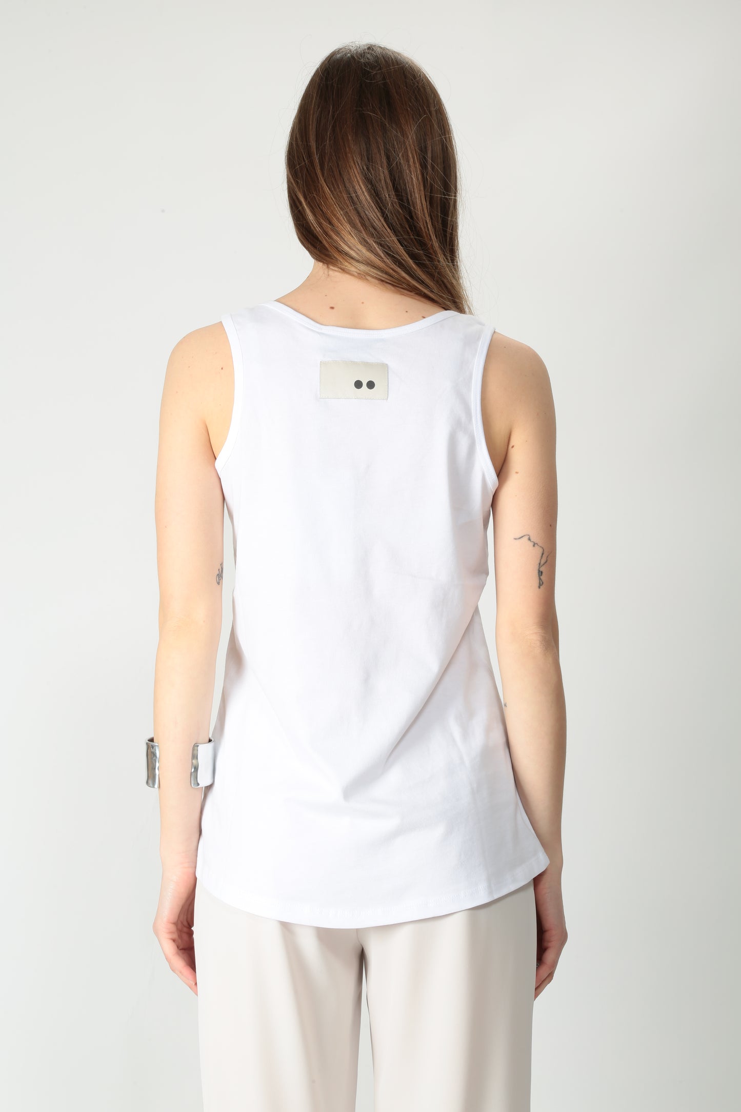 https://admin.shopify.com/store/gulieshop/products/15220318142813#:~:text=https%3A//www.gulieshop.it%20%E2%80%BA%20products%20%E2%80%BA%20the%2Dm%2Dtop%2Dcanotta%2Dtank92%2D1