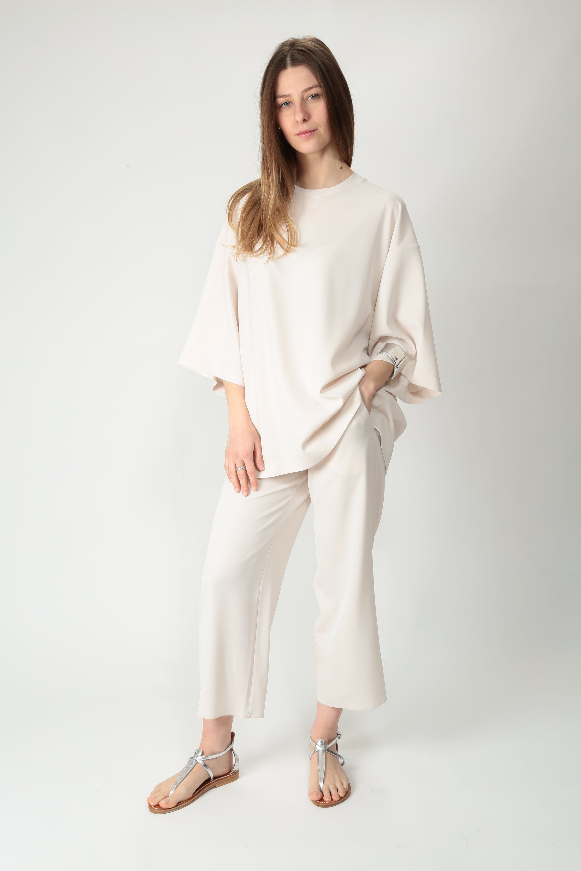 https://admin.shopify.com/store/gulieshop/products/15220318634333#:~:text=https%3A//www.gulieshop.it%20%E2%80%BA%20products%20%E2%80%BA%20the%2Dm%2Dpantalone%2Dcon%2Delastico%2Ddina%2Dv%2D1