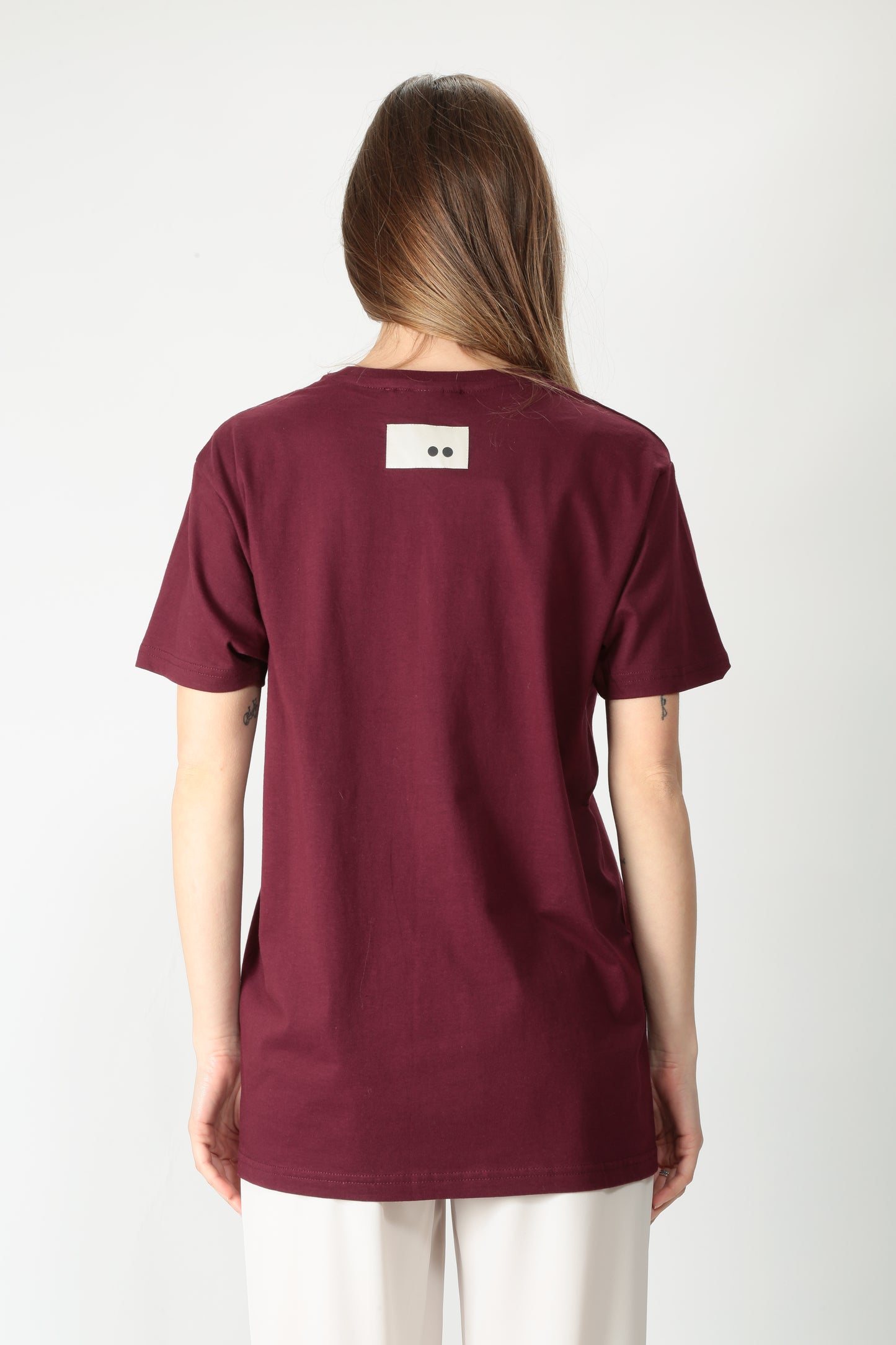 https://admin.shopify.com/store/gulieshop/products/15220318339421#:~:text=https%3A//www.gulieshop.it%20%E2%80%BA%20products%20%E2%80%BA%20the%2Dm%2Dt%2Dshirt%2Doversize%2Dso%2Dchic