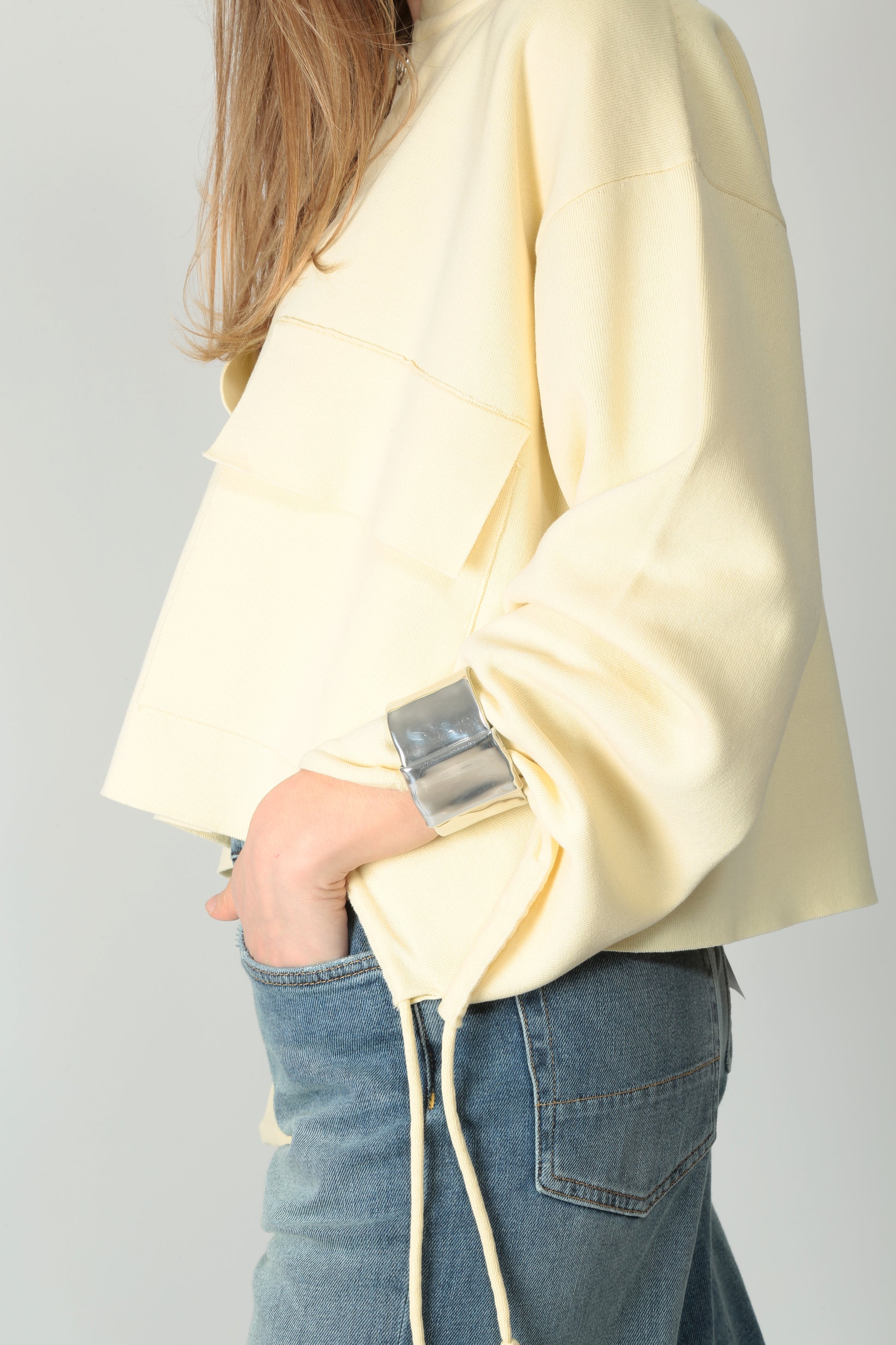 https://admin.shopify.com/store/gulieshop/products/15254082978141#:~:text=https%3A//www.gulieshop.it%20%E2%80%BA%20products%20%E2%80%BA%20jei%2Do%2Dgiacca%2Din%2Dcotone%2D4401