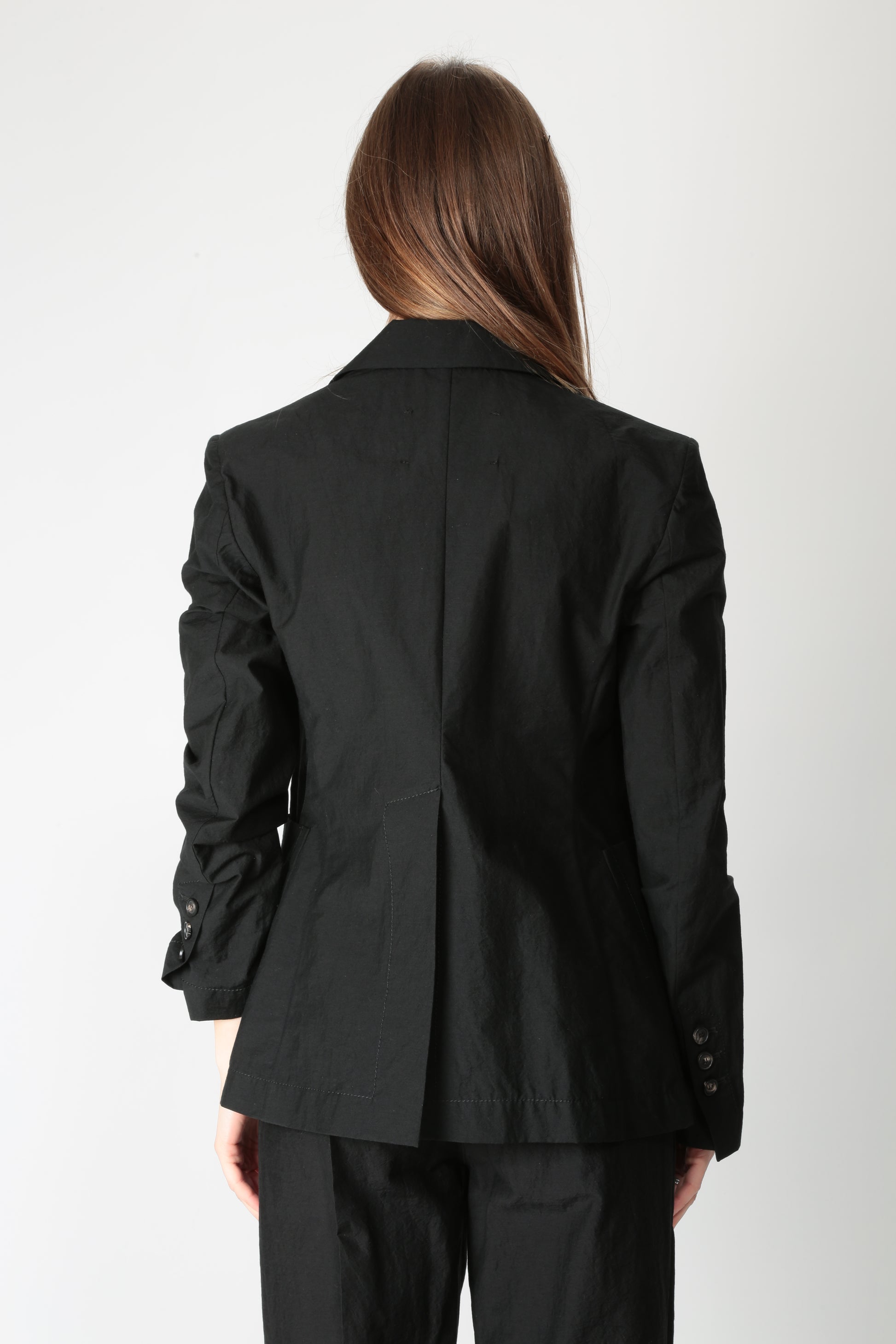 https://admin.shopify.com/store/gulieshop/products/15308812026205#:~:text=https%3A//www.gulieshop.it%20%E2%80%BA%20products%20%E2%80%BA%20tela%2Dgiacca%2Dmonopetto%2Din%2Dcotone%2Dpoesia%2D1
