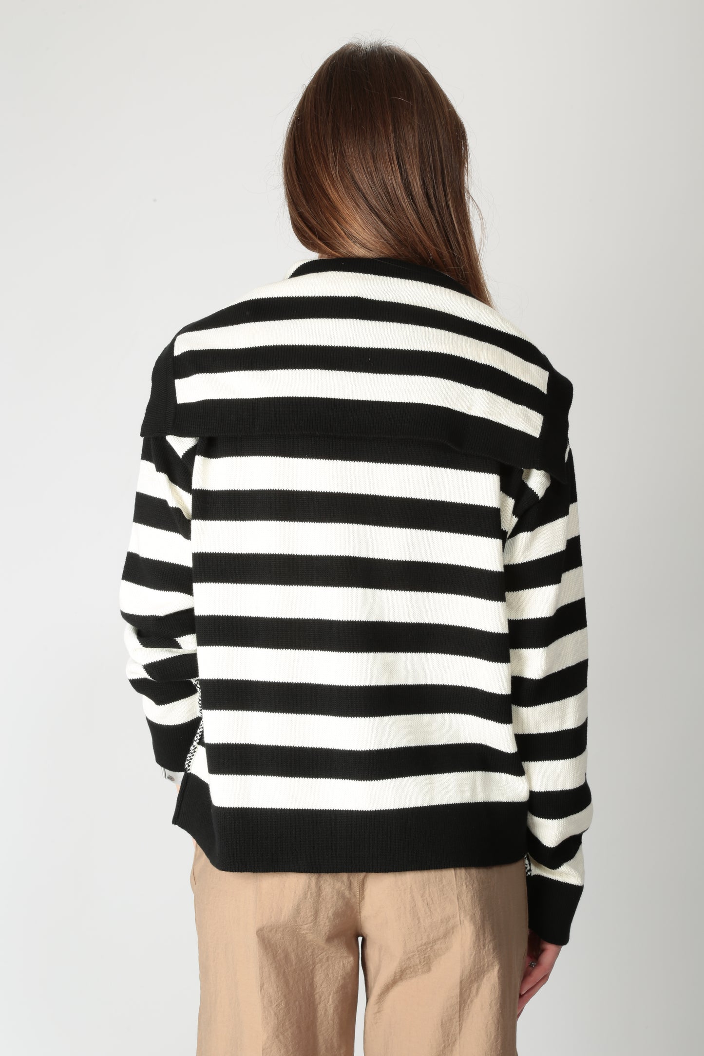 https://admin.shopify.com/store/gulieshop/products/15250588959069#:~:text=https%3A//www.gulieshop.it%20%E2%80%BA%20products%20%E2%80%BA%20r%2Dcollina%2Dmaglia%2Da%2Dpolo%2Db12004