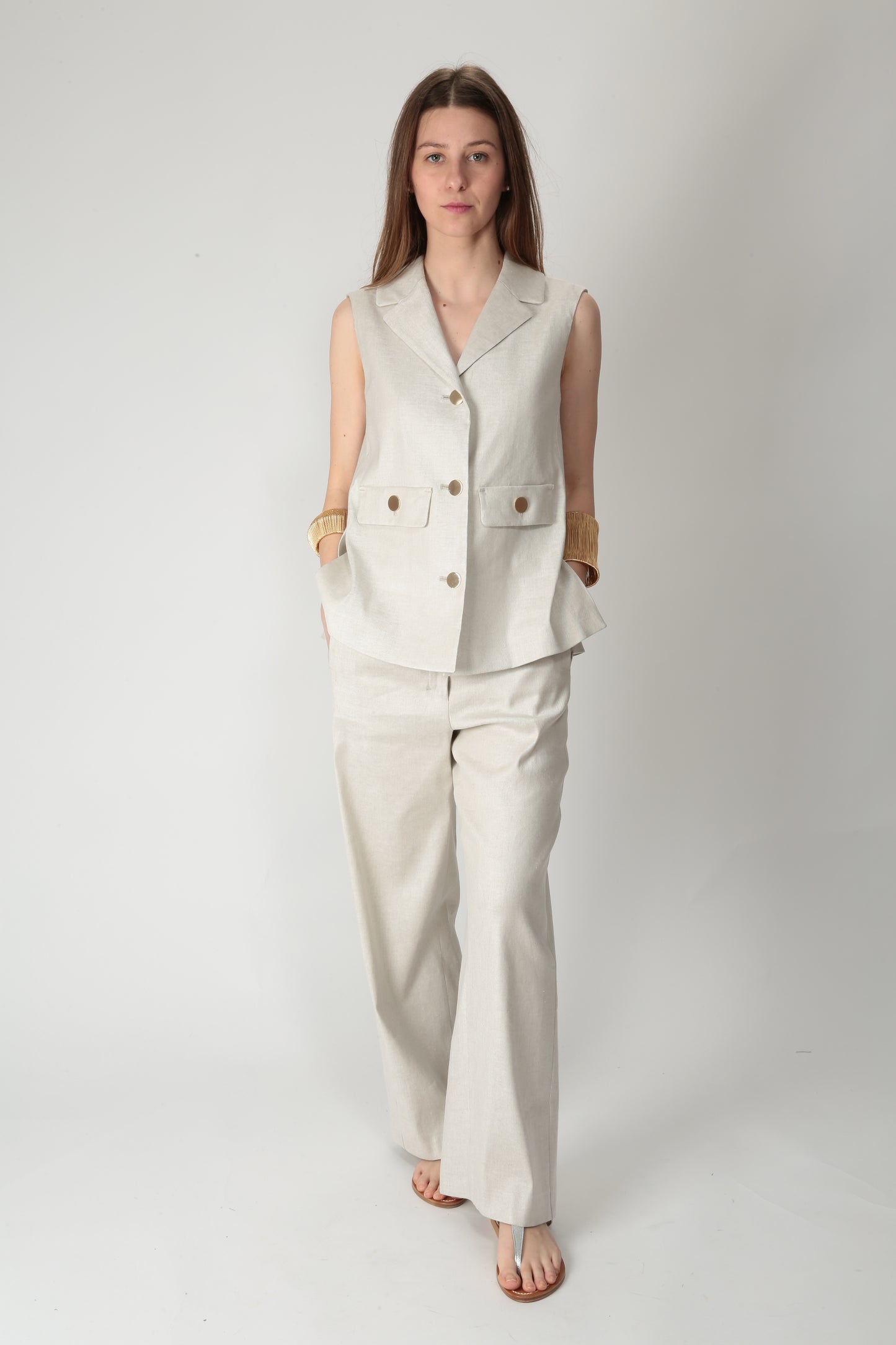 https://admin.shopify.com/store/gulieshop/products/15308849480029#:~:text=https%3A//www.gulieshop.it%20%E2%80%BA%20products%20%E2%80%BA%20s%2Dmaxmara%2Dgilet%2Din%2Dmisto%2Dlino%2Dcaroline