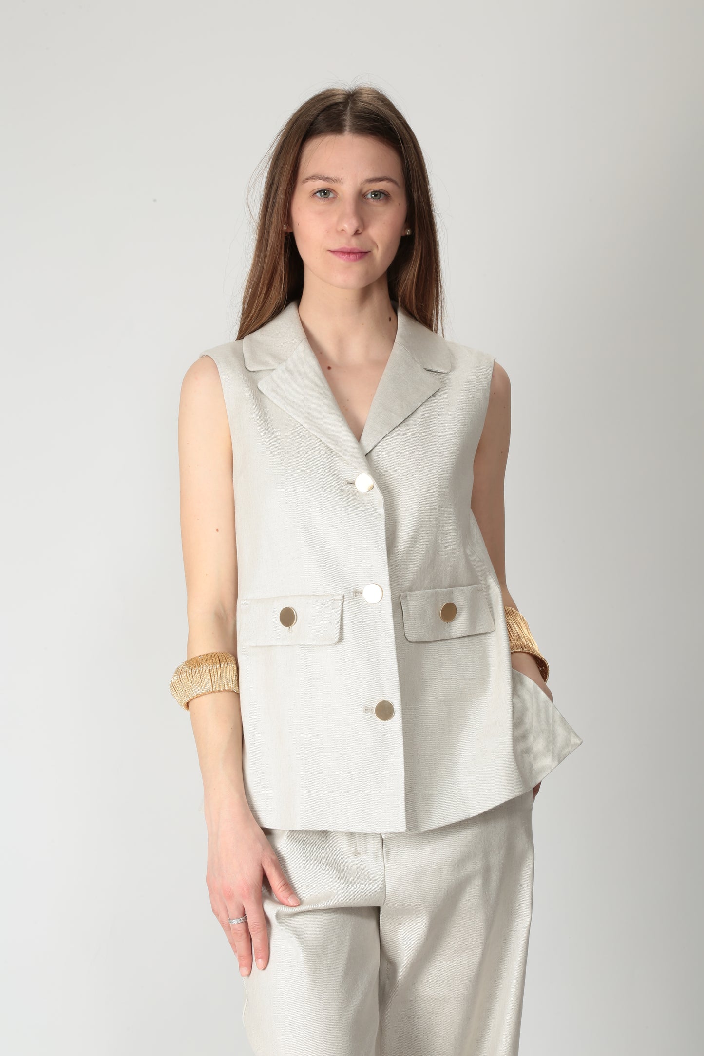 https://admin.shopify.com/store/gulieshop/products/15308849480029#:~:text=https%3A//www.gulieshop.it%20%E2%80%BA%20products%20%E2%80%BA%20s%2Dmaxmara%2Dgilet%2Din%2Dmisto%2Dlino%2Dcaroline
