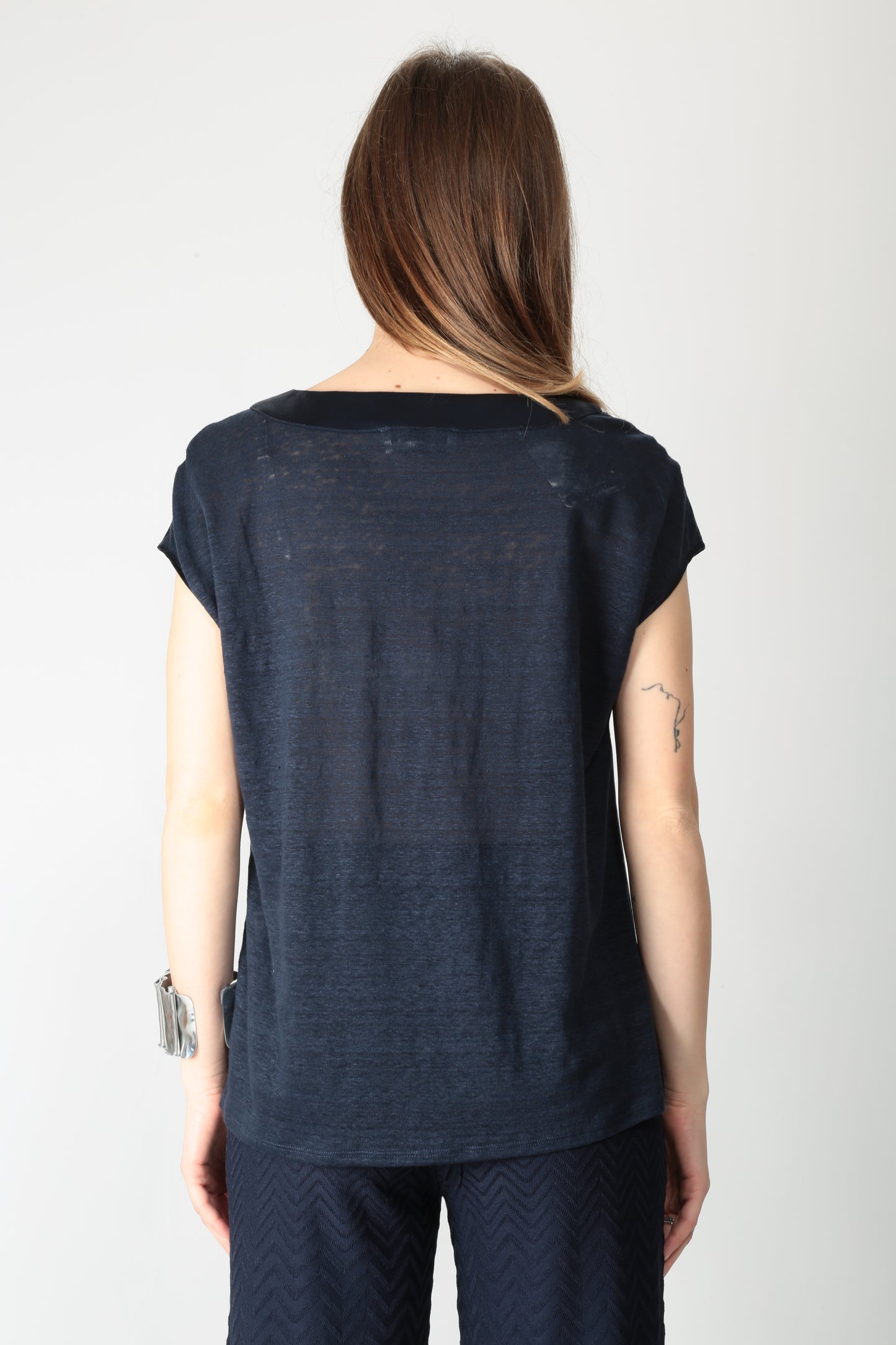 https://admin.shopify.com/store/gulieshop/products/15318317007197#:~:text=https%3A//www.gulieshop.it%20%E2%80%BA%20products%20%E2%80%BA%20maida%2Dmila%2Dmaglia%2Dcon%2Dricamo%2D251m1062%2D1