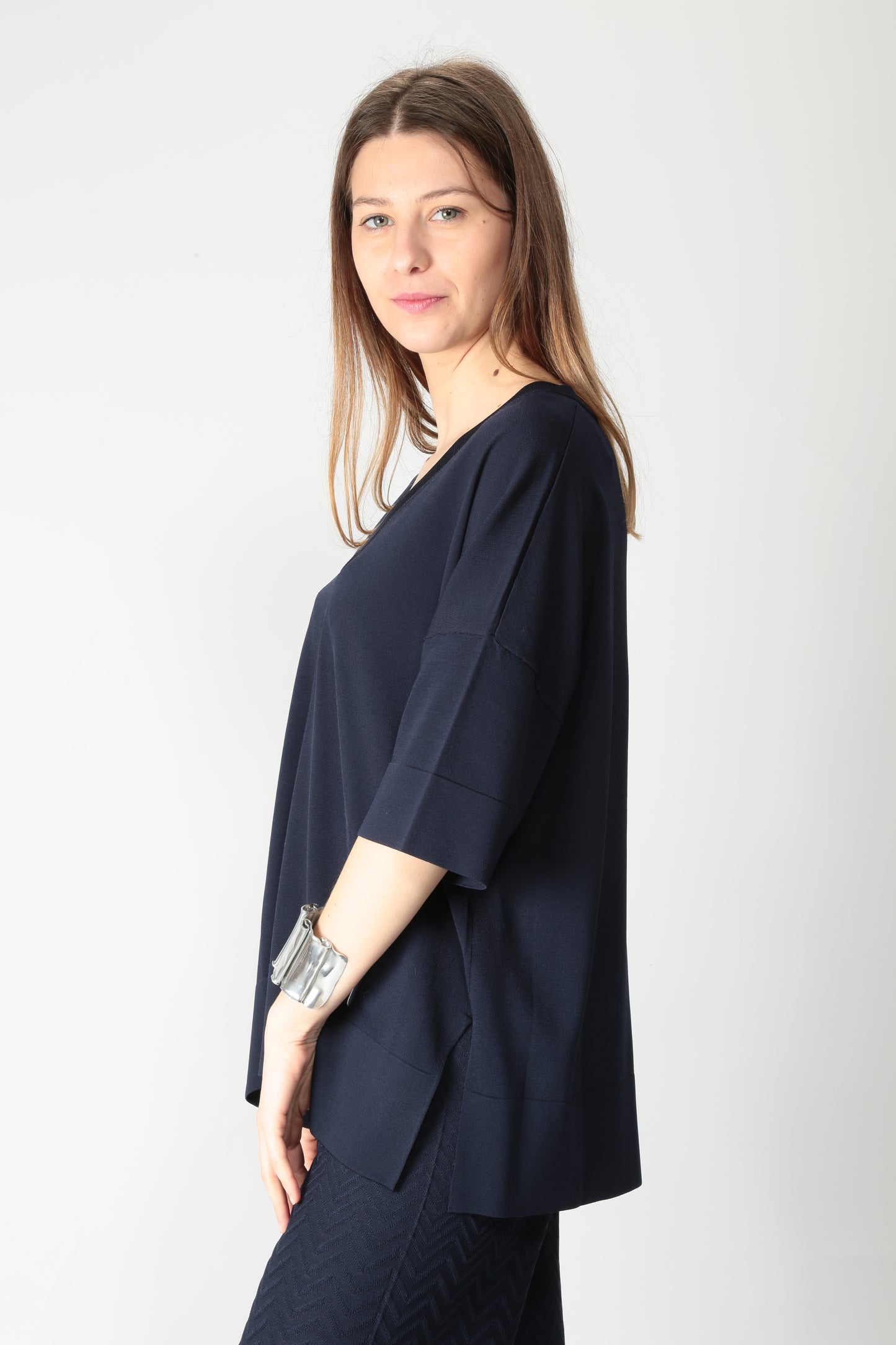 https://admin.shopify.com/store/gulieshop/products/15318340141405#:~:text=https%3A//www.gulieshop.it%20%E2%80%BA%20products%20%E2%80%BA%20maida%2Dmila%2Dmaglia%2Doversize%2Din%2Dviscosa%2D251m1018%2D1