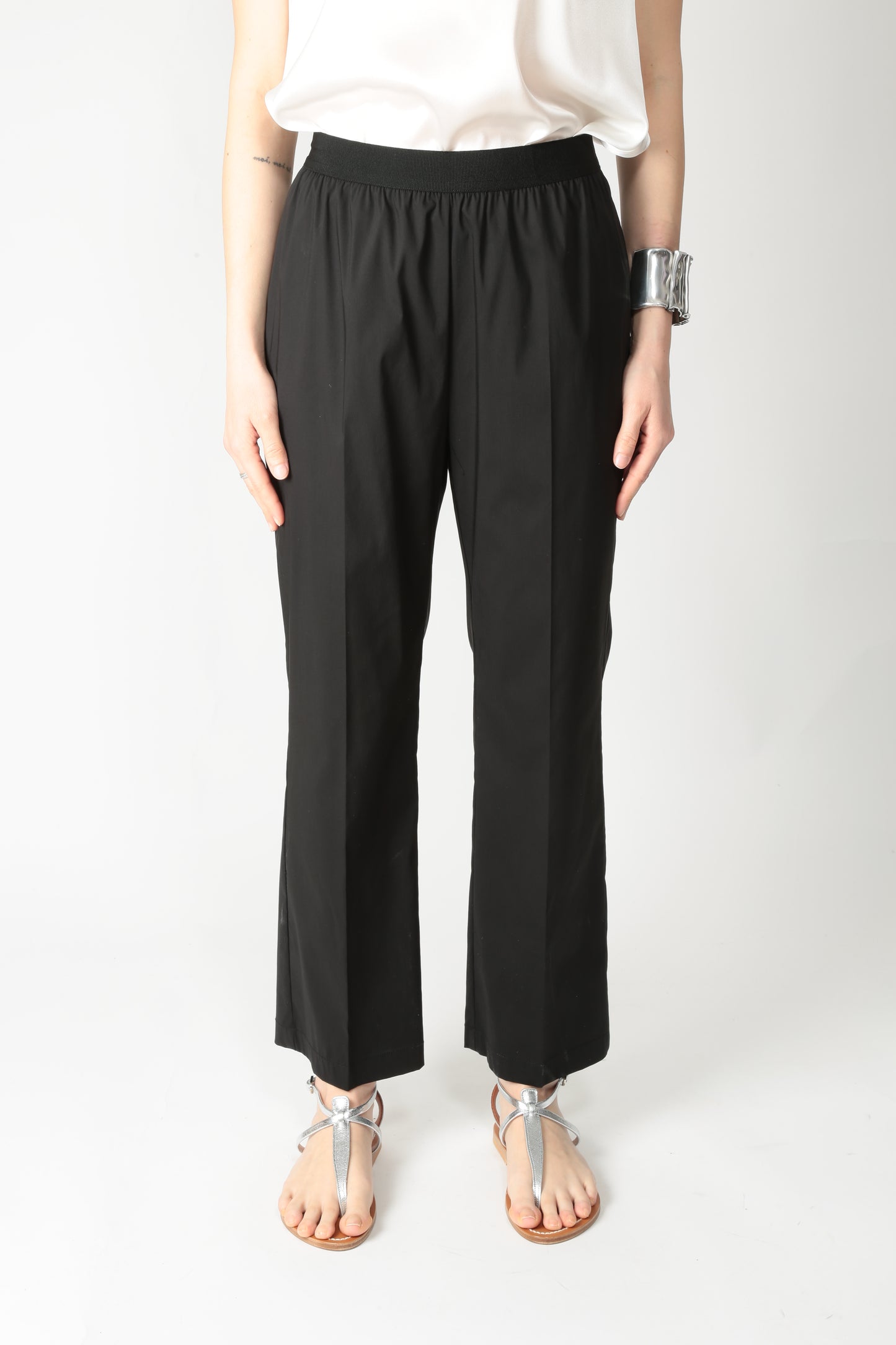https://admin.shopify.com/store/gulieshop/products/15318316417373#:~:text=https%3A//www.gulieshop.it%20%E2%80%BA%20products%20%E2%80%BA%20meimeij%2Dpantalone%2Da%2Dsigaretta%2Dm5eb18