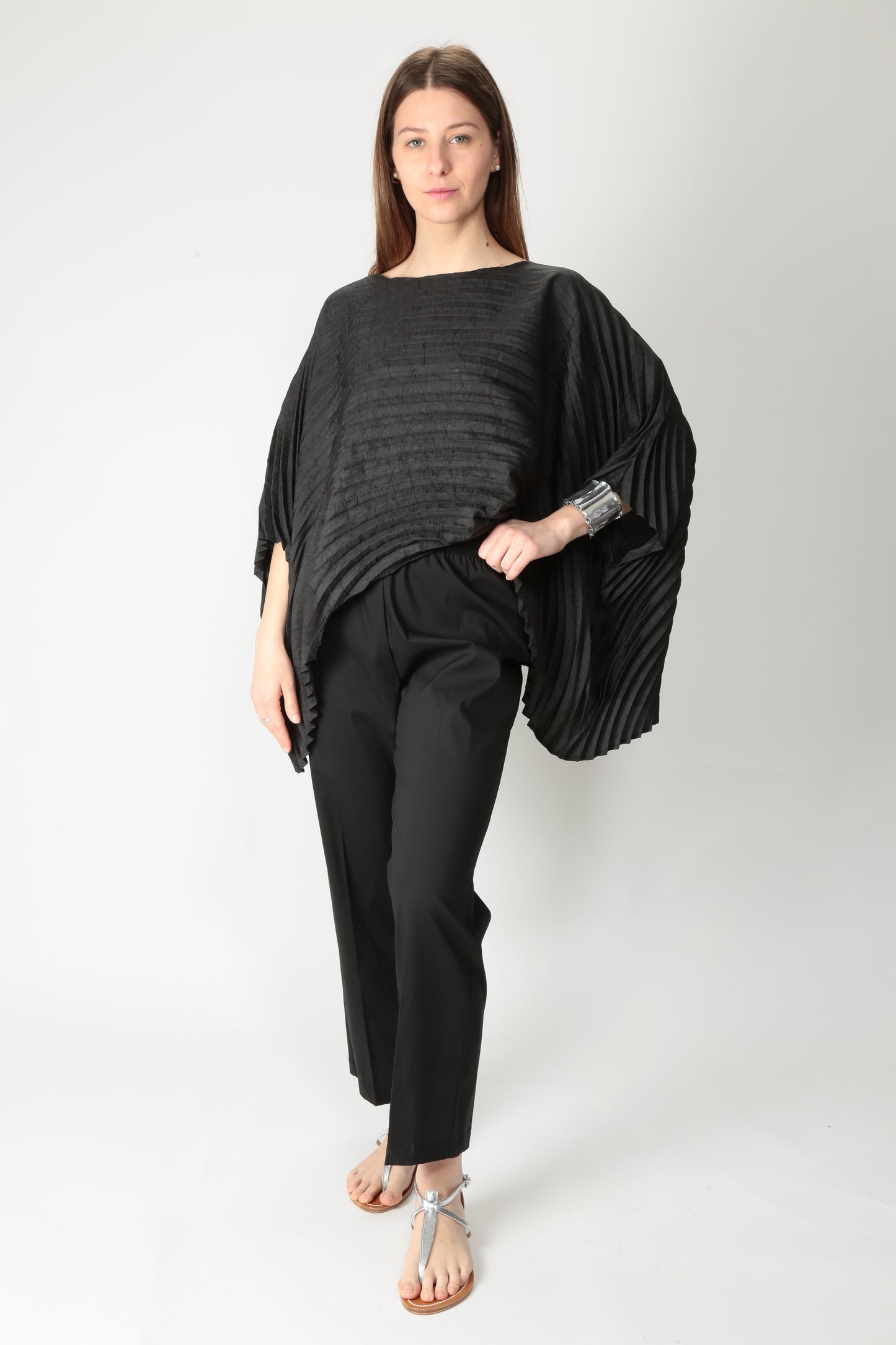 https://admin.shopify.com/store/gulieshop/products/15318316417373#:~:text=https%3A//www.gulieshop.it%20%E2%80%BA%20products%20%E2%80%BA%20meimeij%2Dpantalone%2Da%2Dsigaretta%2Dm5eb18