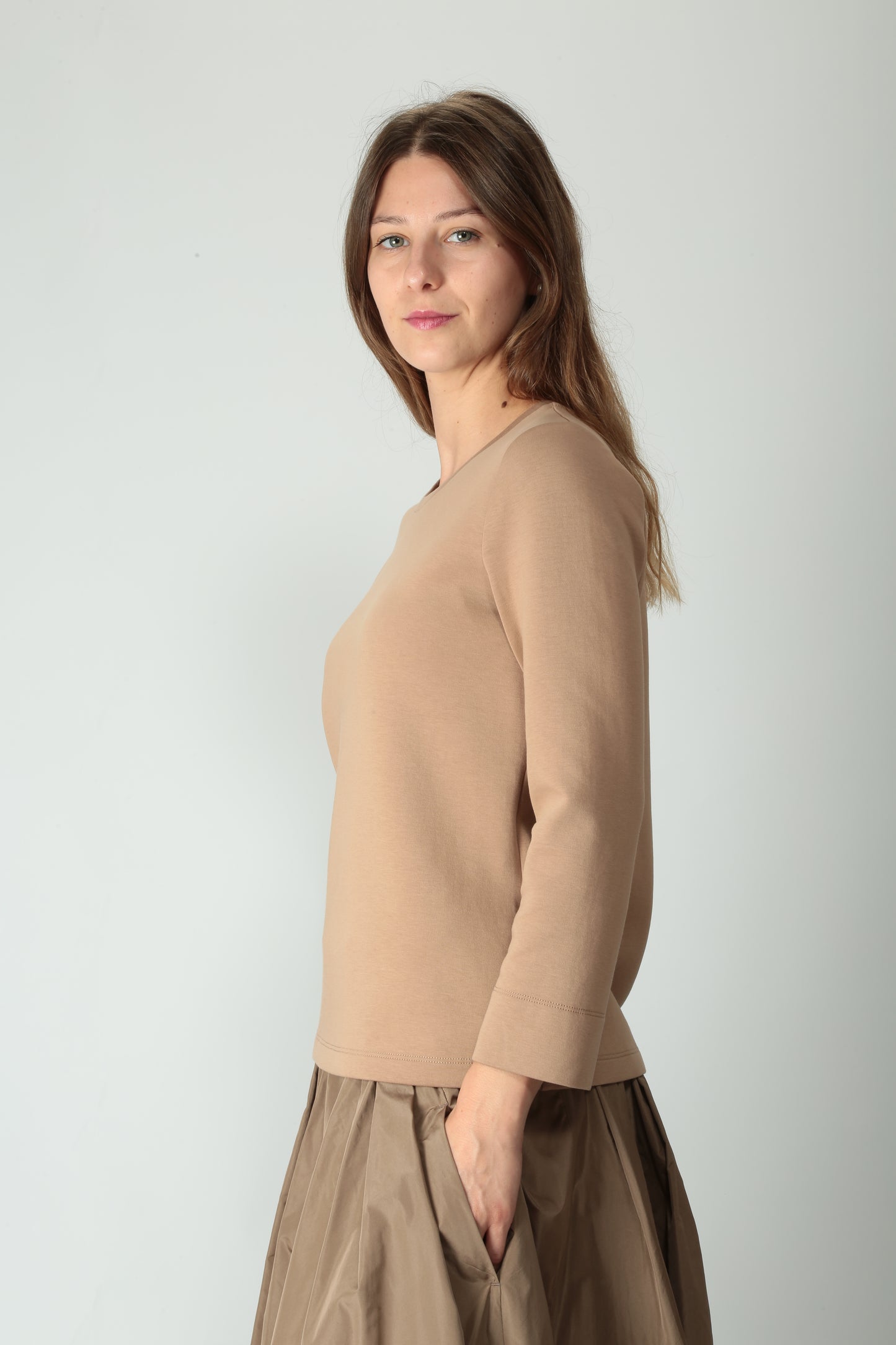https://admin.shopify.com/store/gulieshop/products/15526145458525#:~:text=https%3A//www.gulieshop.it%20%E2%80%BA%20products%20%E2%80%BA%20s%2Dmaxmara%2Dfelpa%2Din%2Dcotone%2Dtecnico%2Dcabiria