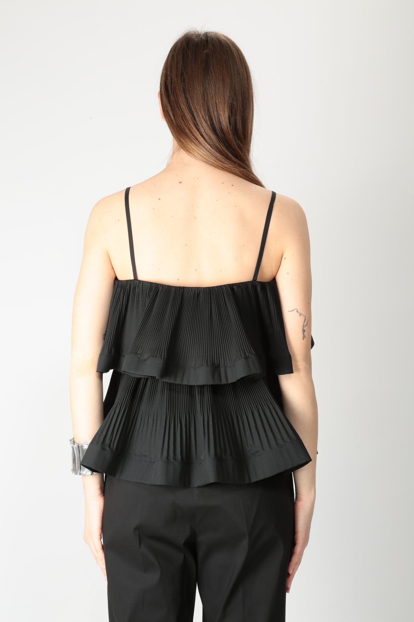 https://admin.shopify.com/store/gulieshop/products/15318316286301#:~:text=https%3A//www.gulieshop.it%20%E2%80%BA%20products%20%E2%80%BA%20meimeij%2Dtop%2Dplisse%2Dm5el05