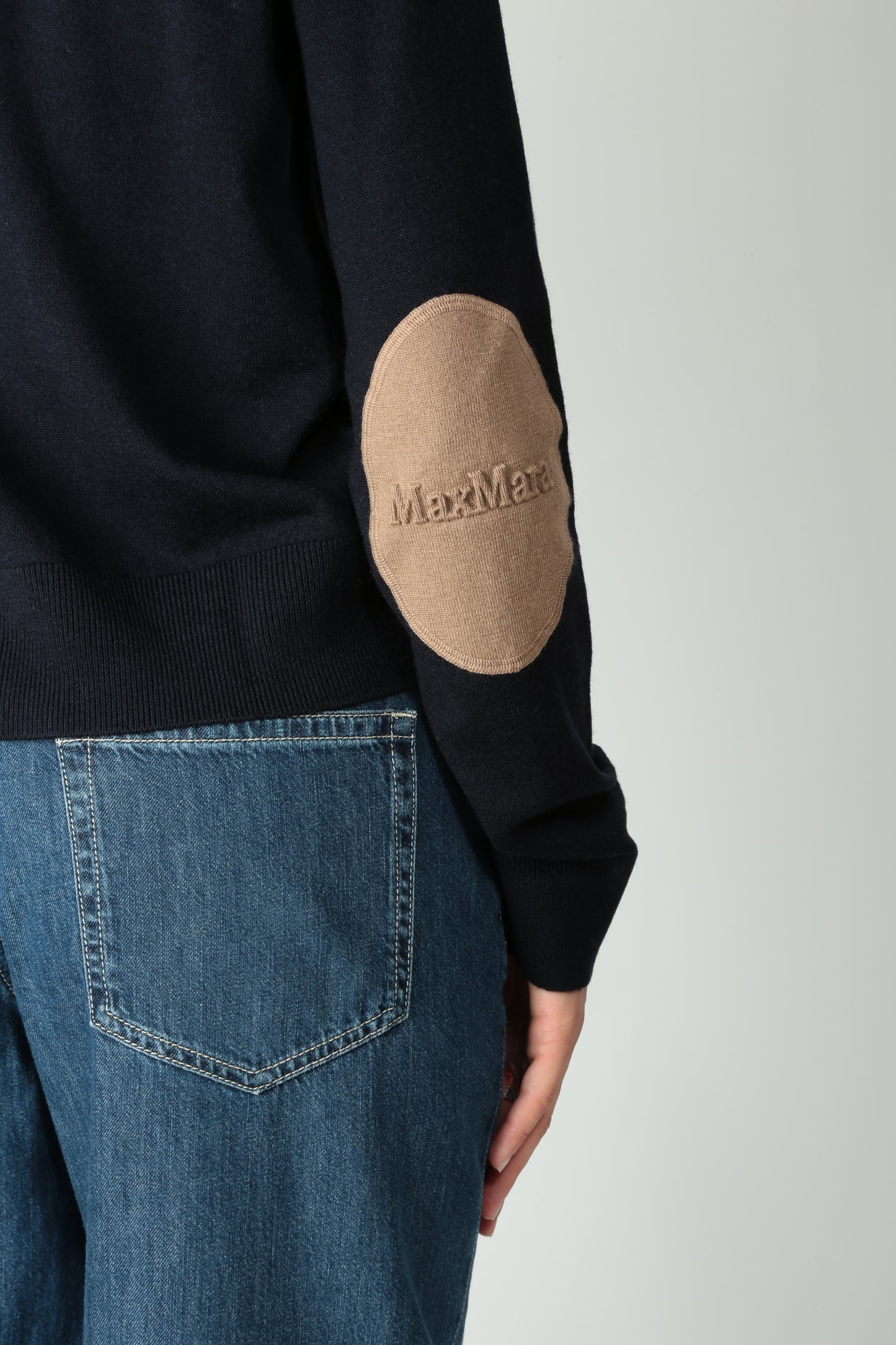 https://admin.shopify.com/store/gulieshop/products/15526145884509#:~:text=https%3A//www.gulieshop.it%20%E2%80%BA%20products%20%E2%80%BA%20s%2Dmaxmara%2Dmaglia%2Din%2Dpura%2Dlana%2Deco%2D2