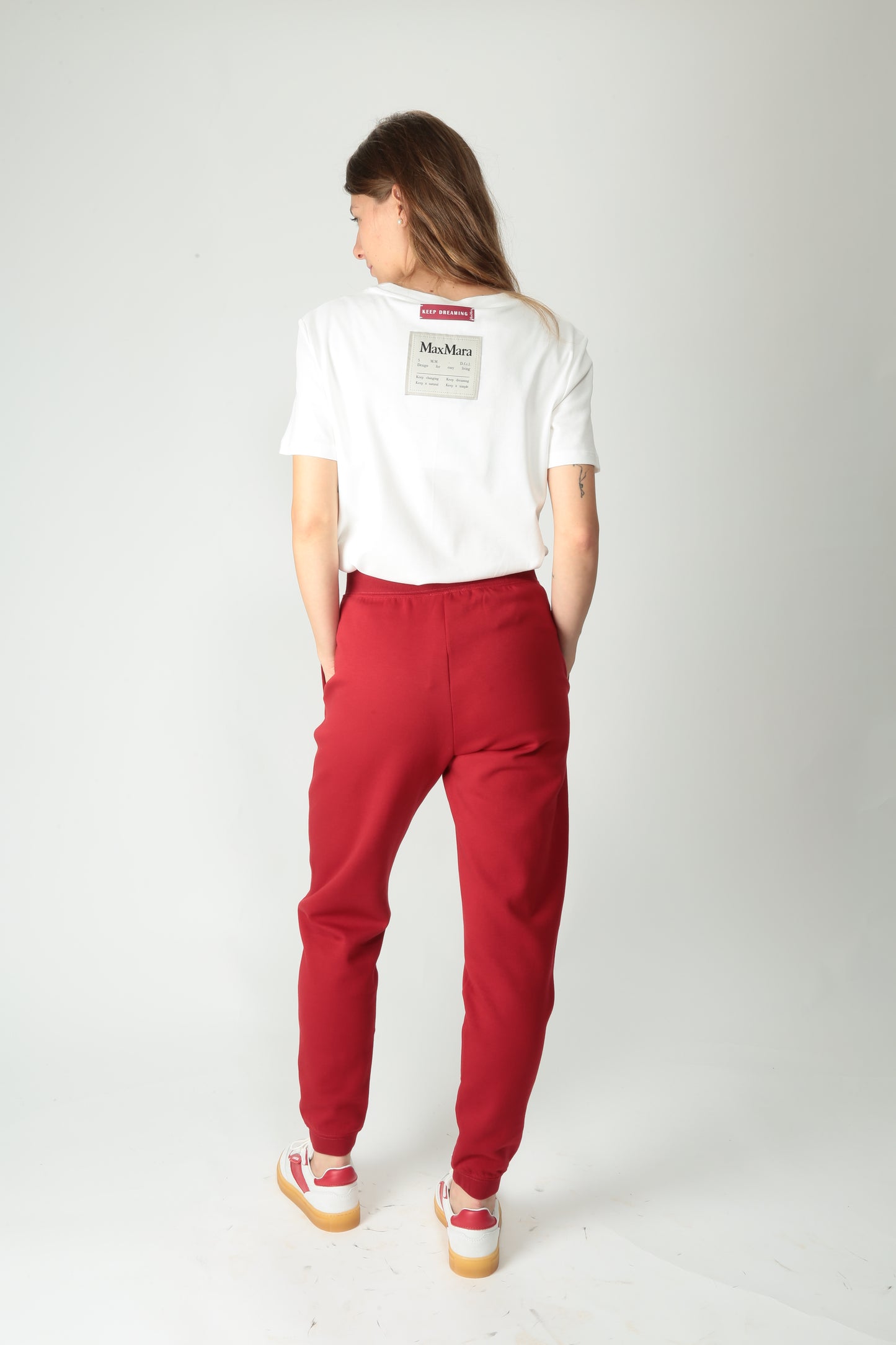https://admin.shopify.com/store/gulieshop/products/15526145753437#:~:text=https%3A//www.gulieshop.it%20%E2%80%BA%20products%20%E2%80%BA%20s%2Dmaxmara%2Dpantalone%2Djogger%2Dviolino