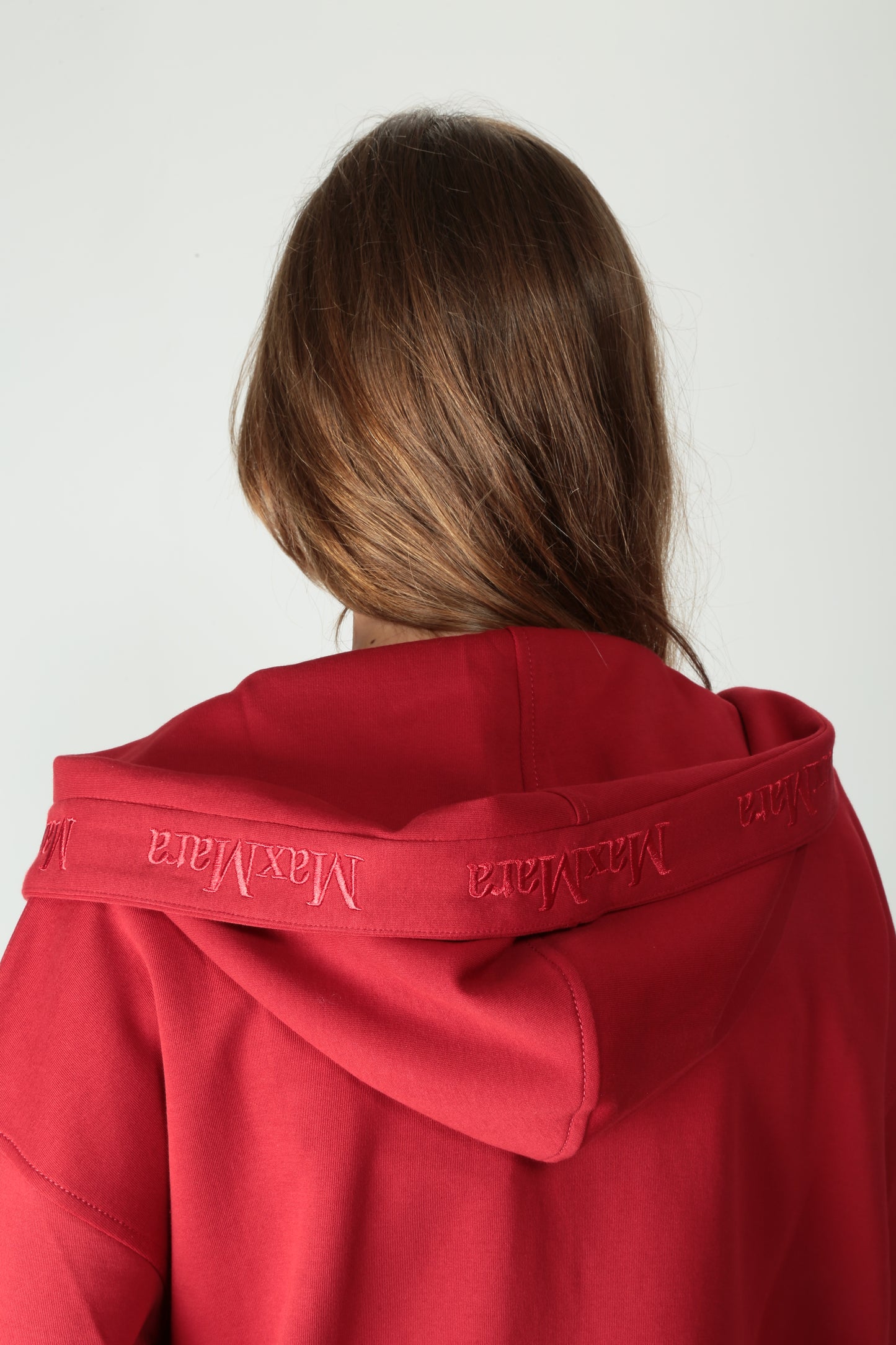https://admin.shopify.com/store/gulieshop/products/15526145720669#:~:text=https%3A//www.gulieshop.it%20%E2%80%BA%20products%20%E2%80%BA%20s%2Dmaxmara%2Dfelpa%2Doversize%2Dcon%2Dcappuccio%2Dsiena