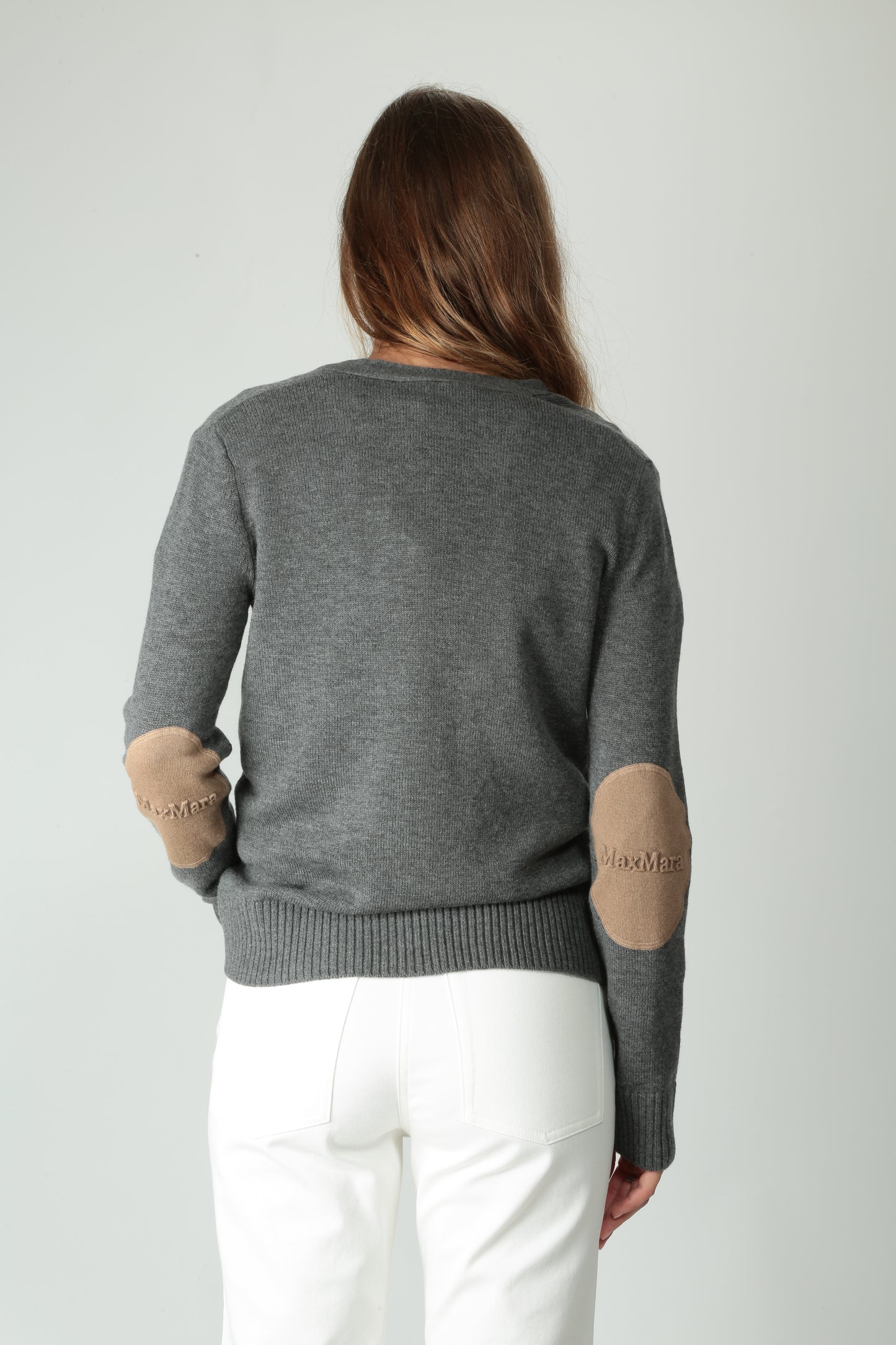 https://admin.shopify.com/store/gulieshop/products/15526145917277#:~:text=https%3A//www.gulieshop.it%20%E2%80%BA%20products%20%E2%80%BA%20s%2Dmaxmara%2Dcardigan%2Din%2Dpura%2Dlana%2Dapollo