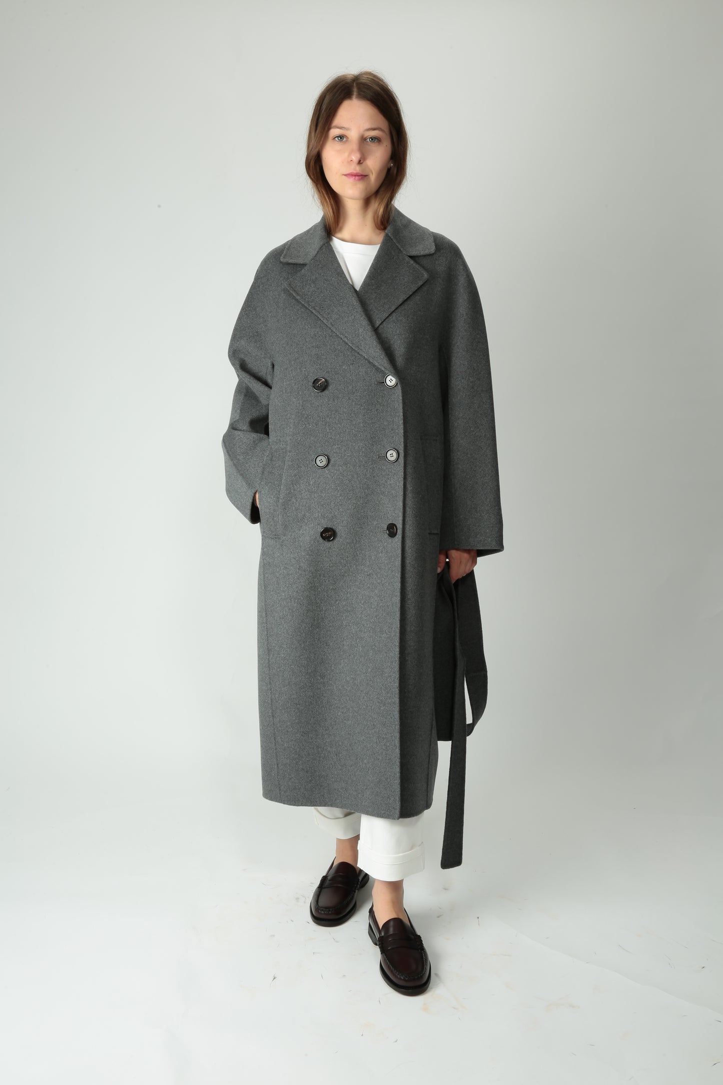 https://admin.shopify.com/store/gulieshop/products/15526145687901#:~:text=https%3A//www.gulieshop.it%20%E2%80%BA%20products%20%E2%80%BA%20s%2Dmaxmara%2Dcappotto%2Dlungo%2Ddoppiopetto%2Dpaul