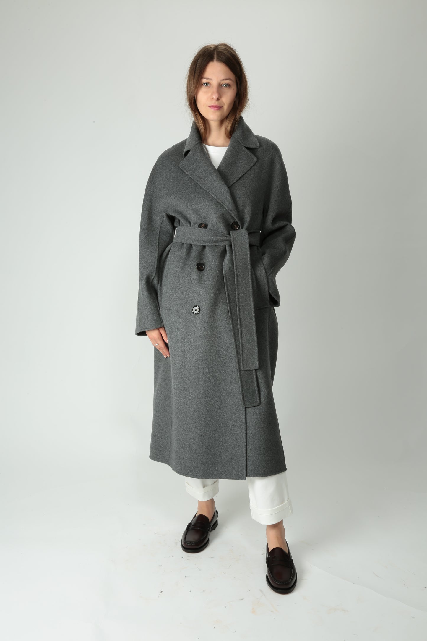 https://admin.shopify.com/store/gulieshop/products/15526145687901#:~:text=https%3A//www.gulieshop.it%20%E2%80%BA%20products%20%E2%80%BA%20s%2Dmaxmara%2Dcappotto%2Dlungo%2Ddoppiopetto%2Dpaul