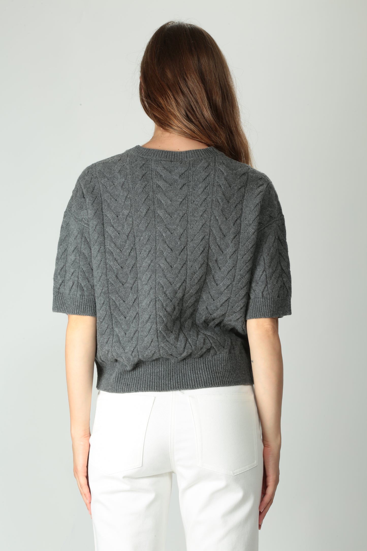 https://admin.shopify.com/store/gulieshop/products/15526145950045#:~:text=https%3A//www.gulieshop.it%20%E2%80%BA%20products%20%E2%80%BA%20s%2Dmaxmara%2Dmaglia%2Da%2Dtrecce%2Ddominus