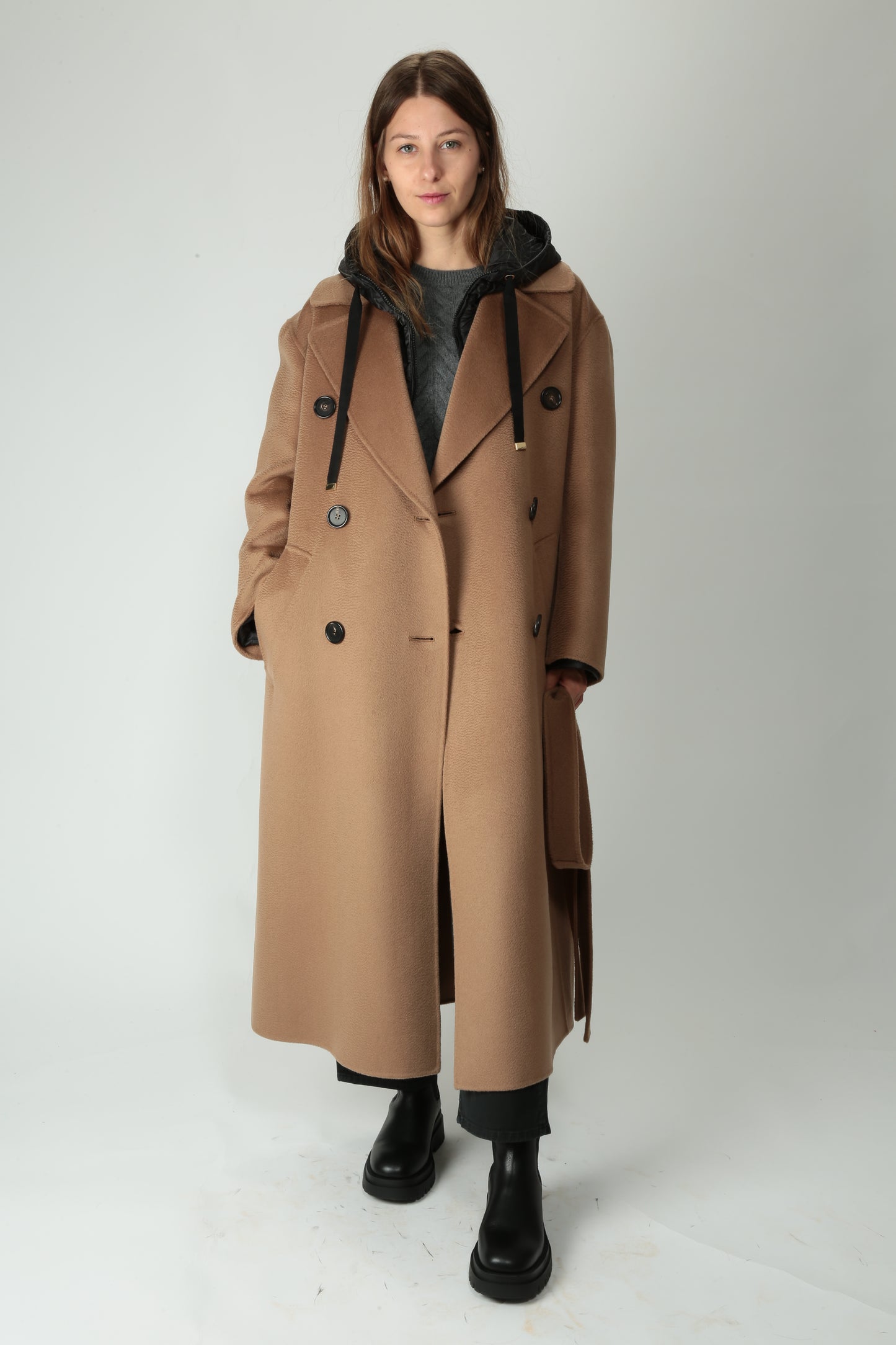 https://admin.shopify.com/store/gulieshop/products/15526146015581#:~:text=https%3A//www.gulieshop.it%20%E2%80%BA%20products%20%E2%80%BA%20s%2Dmaxmara%2Dcappotto%2Din%2Dlana%2De%2Dcachemire%2Ddoppiopetto%2Ddalila
