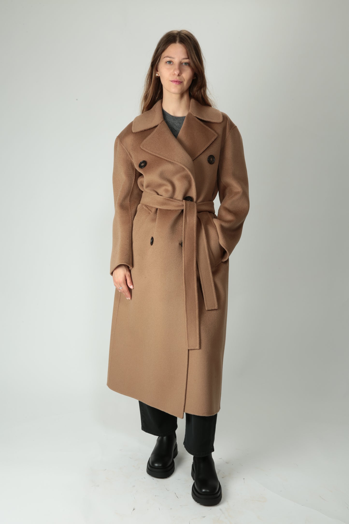 https://admin.shopify.com/store/gulieshop/products/15526146015581#:~:text=https%3A//www.gulieshop.it%20%E2%80%BA%20products%20%E2%80%BA%20s%2Dmaxmara%2Dcappotto%2Din%2Dlana%2De%2Dcachemire%2Ddoppiopetto%2Ddalila