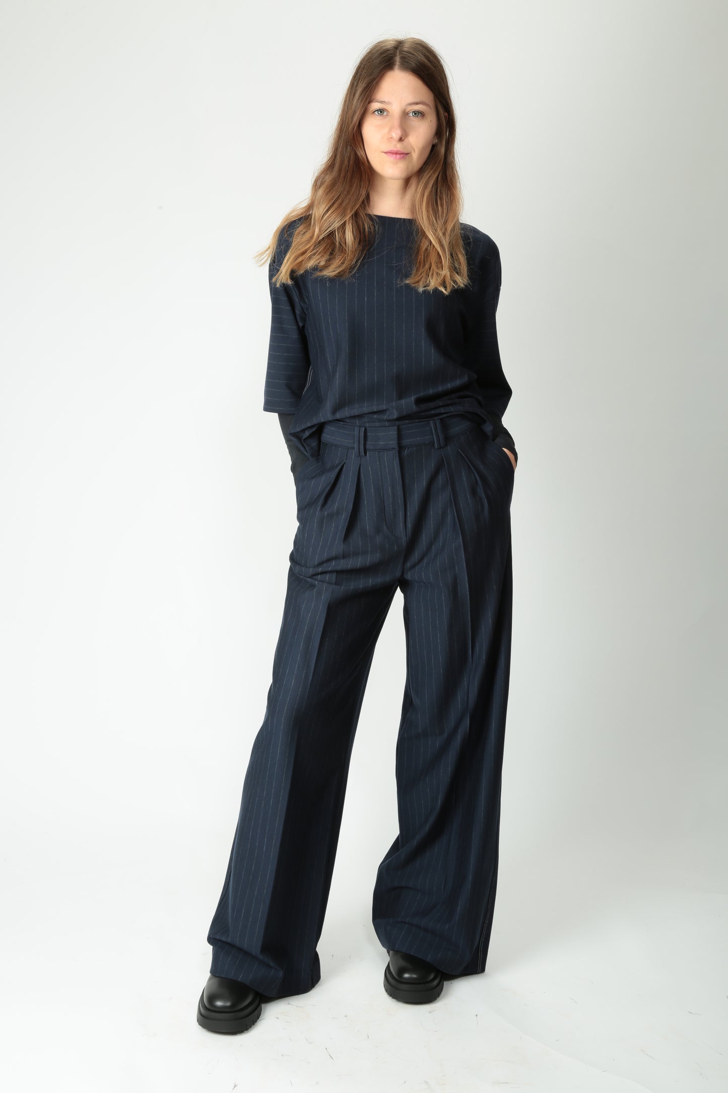 https://admin.shopify.com/store/gulieshop/products/15526133563741#:~:text=https%3A//www.gulieshop.it%20%E2%80%BA%20products%20%E2%80%BA%20maxmara%2Dmm%2Dcamicia%2Din%2Dmisto%2Dviscosa%2Dkaya