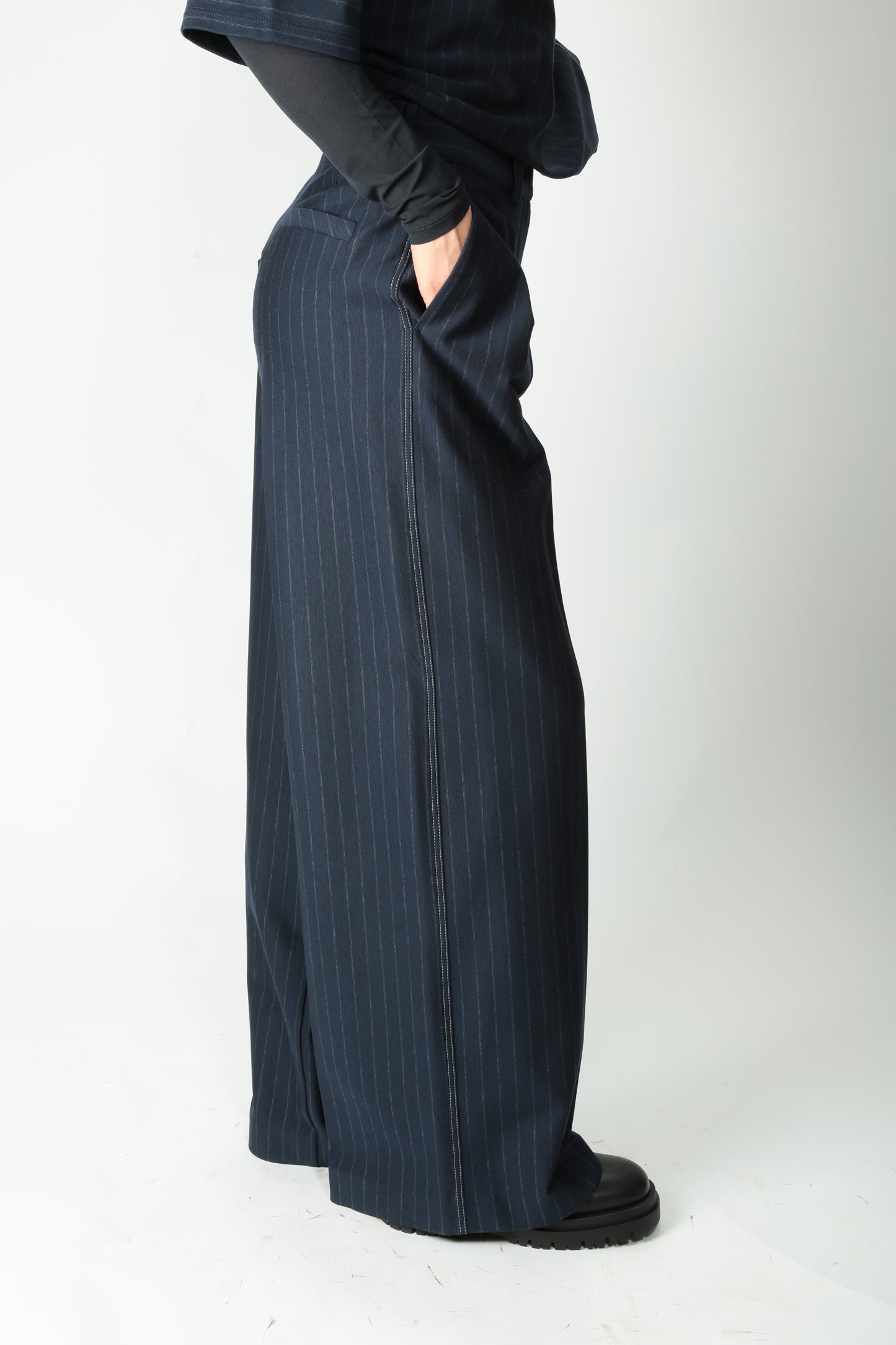 https://admin.shopify.com/store/gulieshop/products/15526134088029#:~:text=https%3A//www.gulieshop.it%20%E2%80%BA%20products%20%E2%80%BA%20maxmara%2Dmm%2Dpantalone%2Din%2Dmisto%2Dviscosa%2Dgela