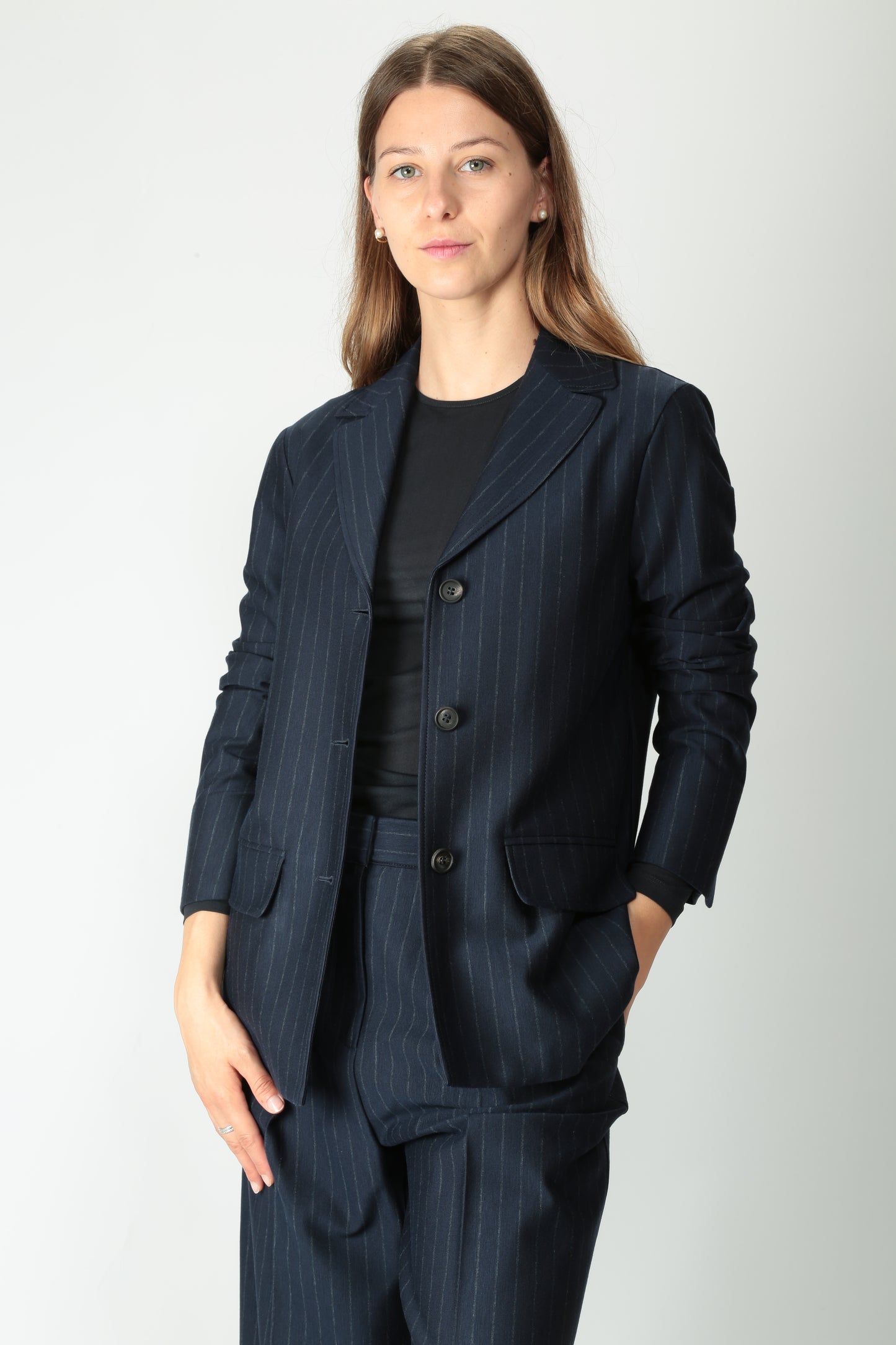 https://admin.shopify.com/store/gulieshop/products/15526133432669#:~:text=https%3A//www.gulieshop.it%20%E2%80%BA%20products%20%E2%80%BA%20maxmara%2Dmm%2Dgiacca%2Din%2Dmisto%2Dviscosa%2Dtodi