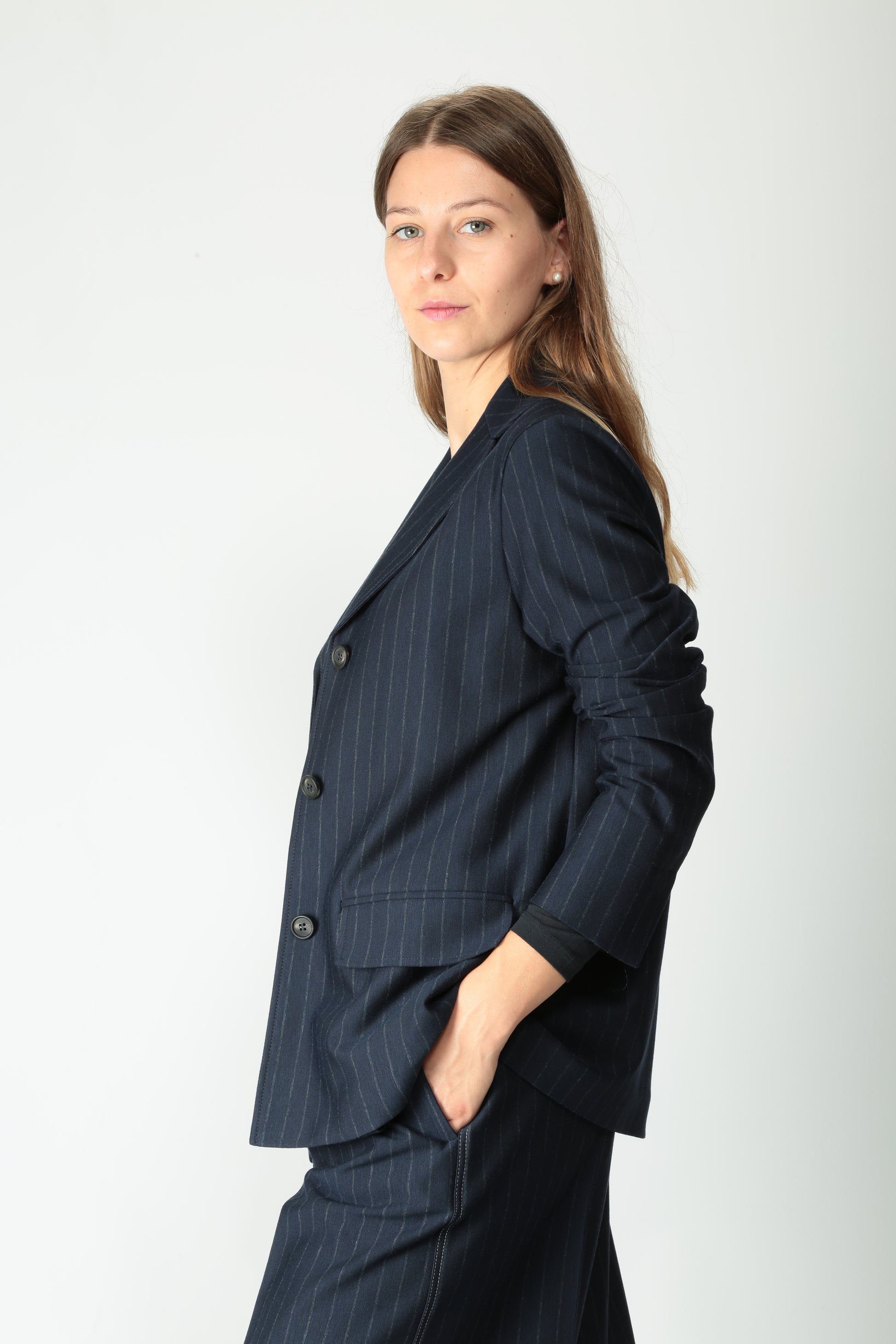 https://admin.shopify.com/store/gulieshop/products/15526133432669#:~:text=https%3A//www.gulieshop.it%20%E2%80%BA%20products%20%E2%80%BA%20maxmara%2Dmm%2Dgiacca%2Din%2Dmisto%2Dviscosa%2Dtodi