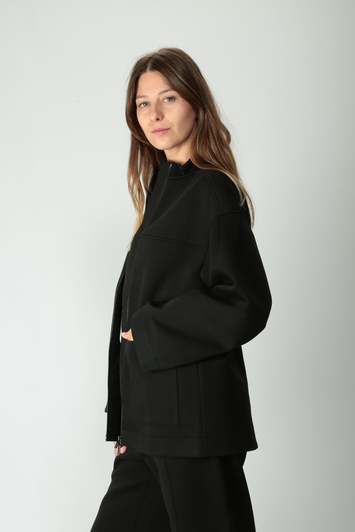 https://admin.shopify.com/store/gulieshop/products/15526133367133#:~:text=https%3A//www.gulieshop.it%20%E2%80%BA%20products%20%E2%80%BA%20maxmara%2Dmm%2Dgiacca%2Din%2Dfelpa%2Dcadice