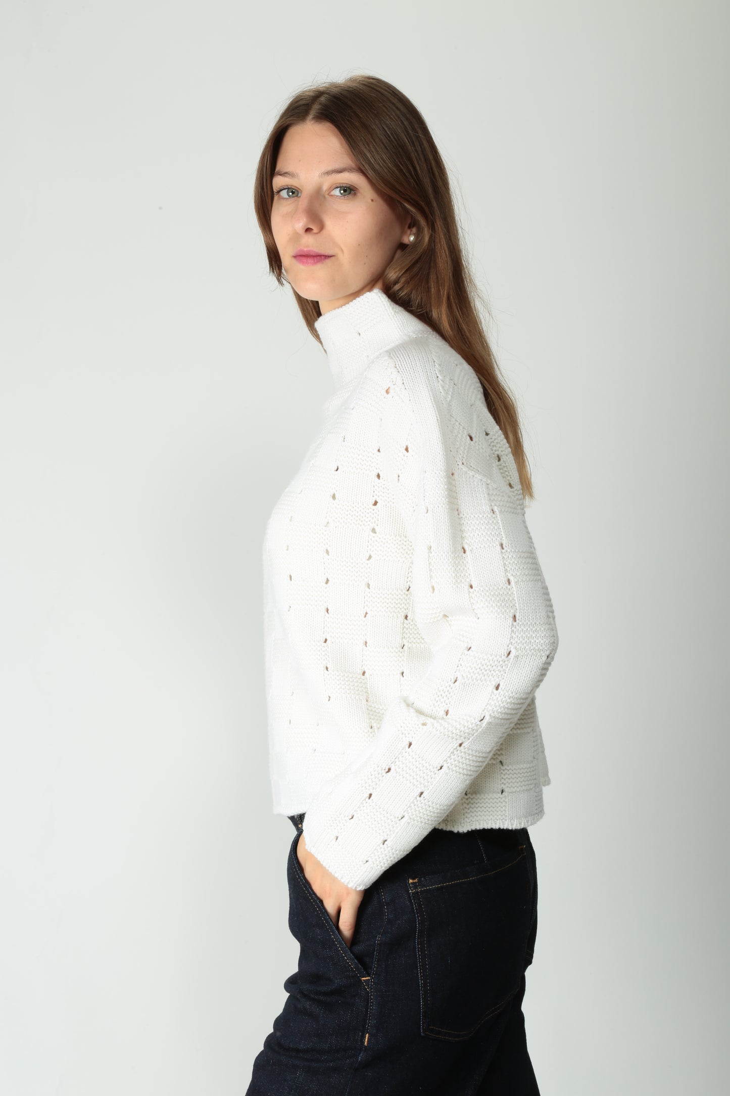https://admin.shopify.com/store/gulieshop/products/15502397210973#:~:text=https%3A//www.gulieshop.it%20%E2%80%BA%20products%20%E2%80%BA%20maida%2Dmila%2Dmaglia%2Dlavorata%2Din%2Dlana%2D255m8105