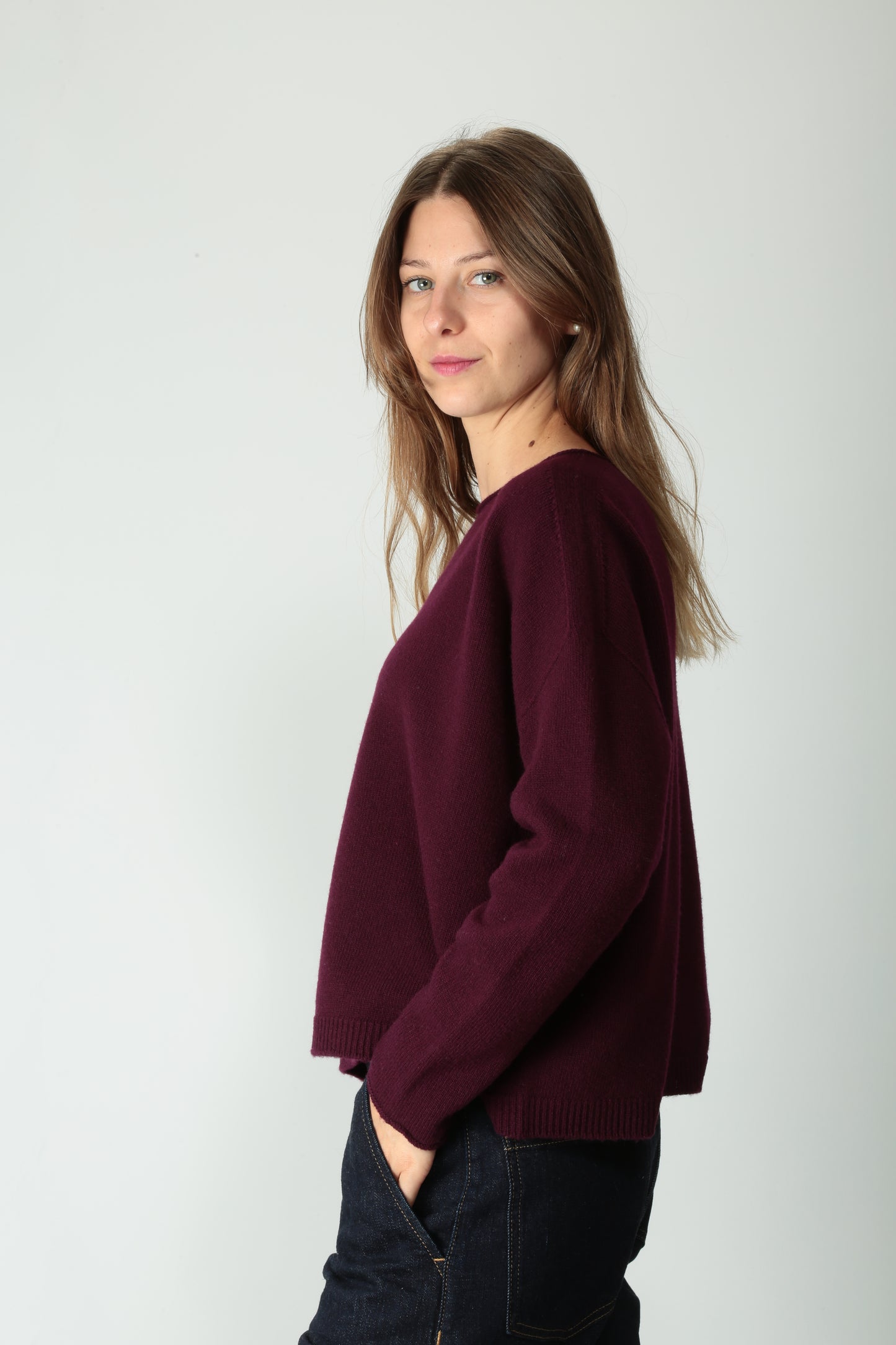 https://admin.shopify.com/store/gulieshop/products/15502401634653#:~:text=https%3A//www.gulieshop.it%20%E2%80%BA%20products%20%E2%80%BA%20maida%2Dmila%2Dmaglia%2Din%2Dpura%2Dlana%2D255m8200%2D1