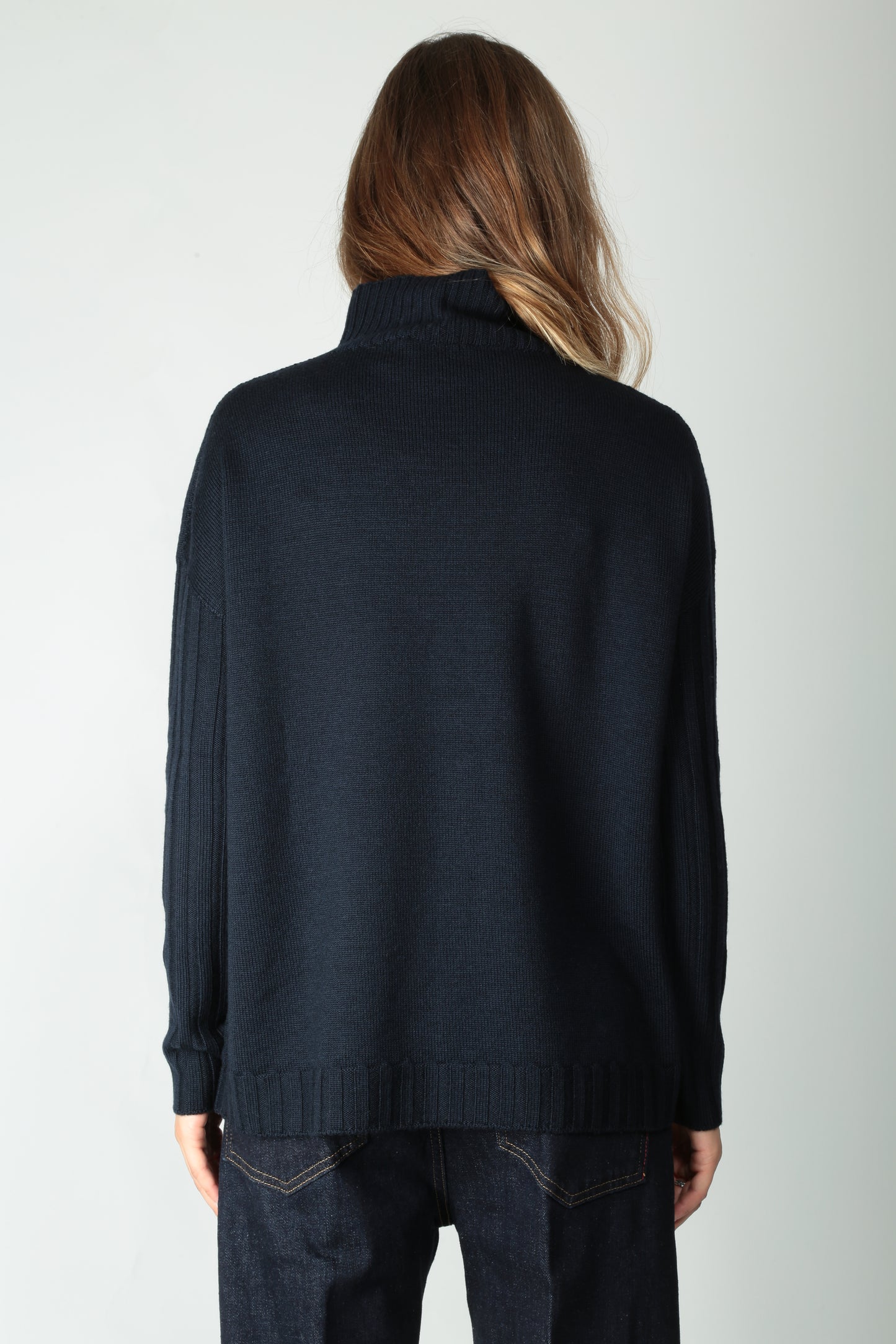 https://admin.shopify.com/store/gulieshop/products/15502401667421#:~:text=https%3A//www.gulieshop.it%20%E2%80%BA%20products%20%E2%80%BA%20maida%2Dmila%2Dmaglia%2Dampia%2Din%2Dlana%2D255m8122