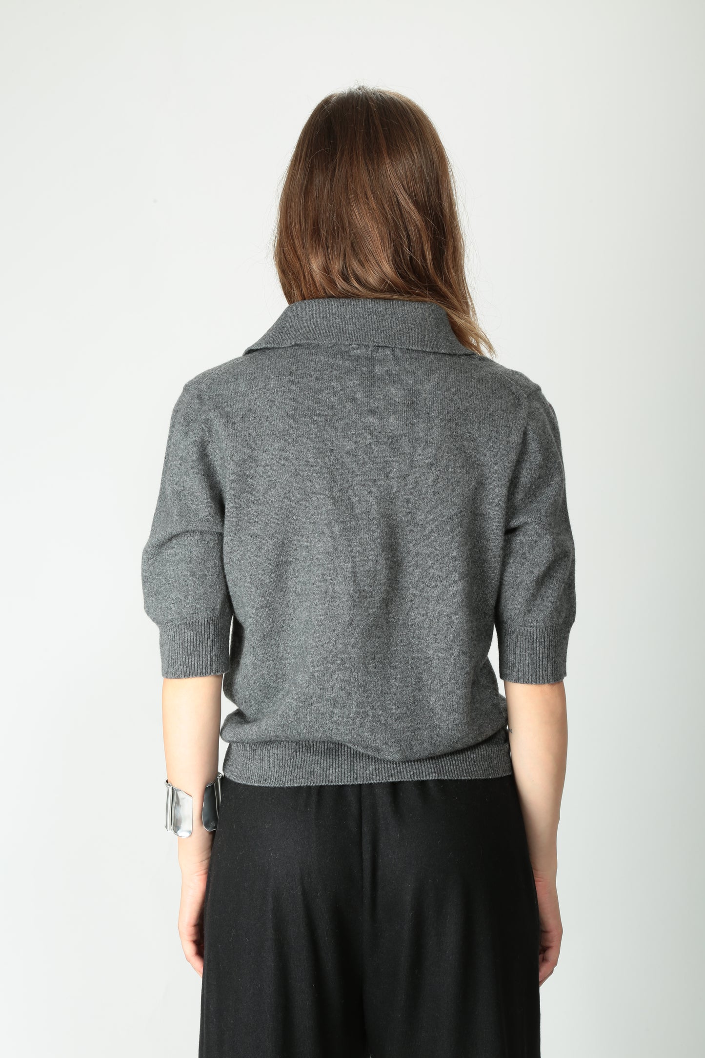 https://admin.shopify.com/store/gulieshop/products/15491874619741#:~:text=https%3A//www.gulieshop.it%20%E2%80%BA%20products%20%E2%80%BA%20l%2Dconti%2Dmaglia%2Da%2Dpolo%2Din%2Dmisto%2Dcachemire%2Ddorin%2Df5wc06