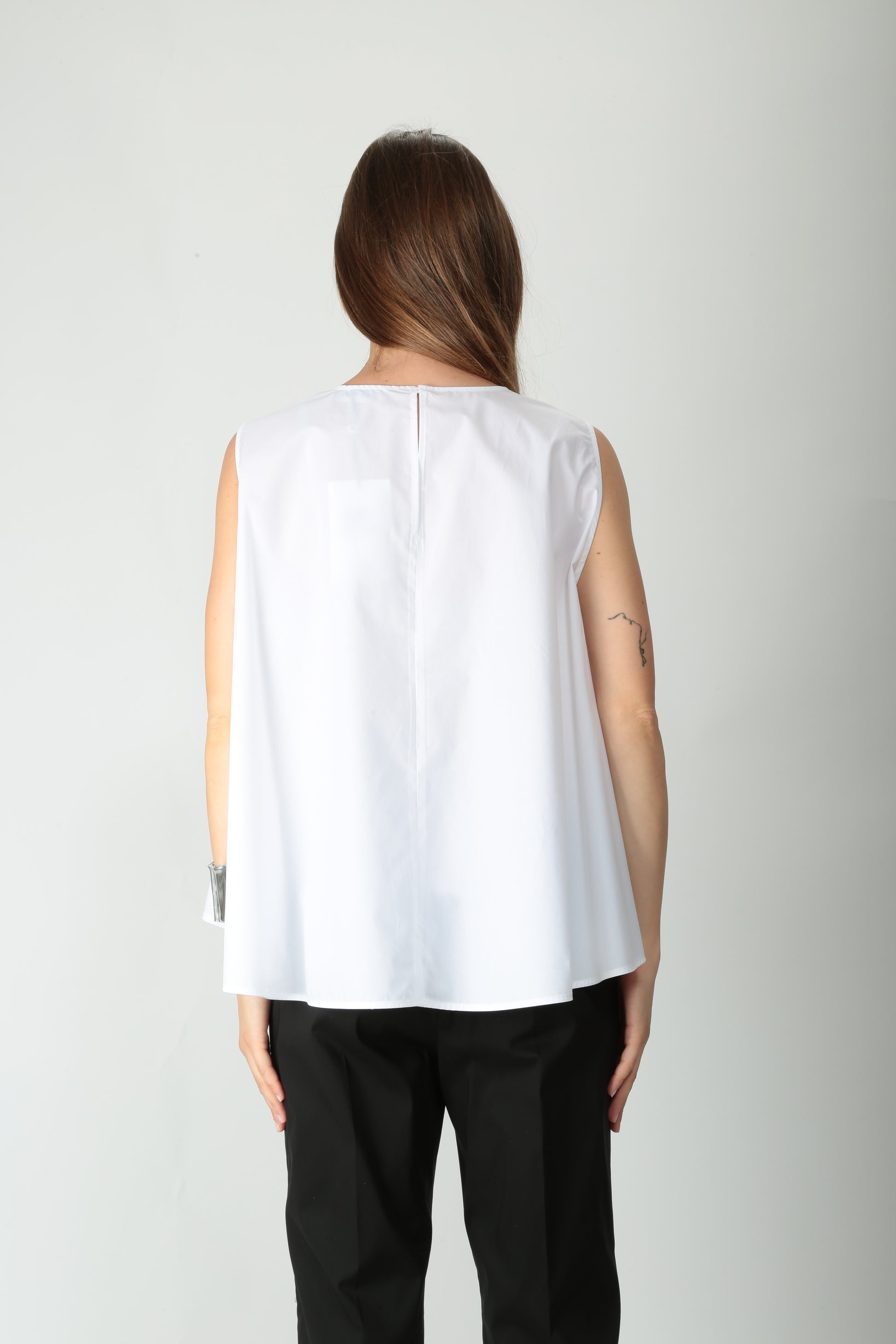 https://admin.shopify.com/store/gulieshop/products/15495348126045#:~:text=https%3A//www.gulieshop.it%20%E2%80%BA%20products%20%E2%80%BA%20meimeij%2Dtop%2Din%2Dpopeline%2Dm5ea50%2D1