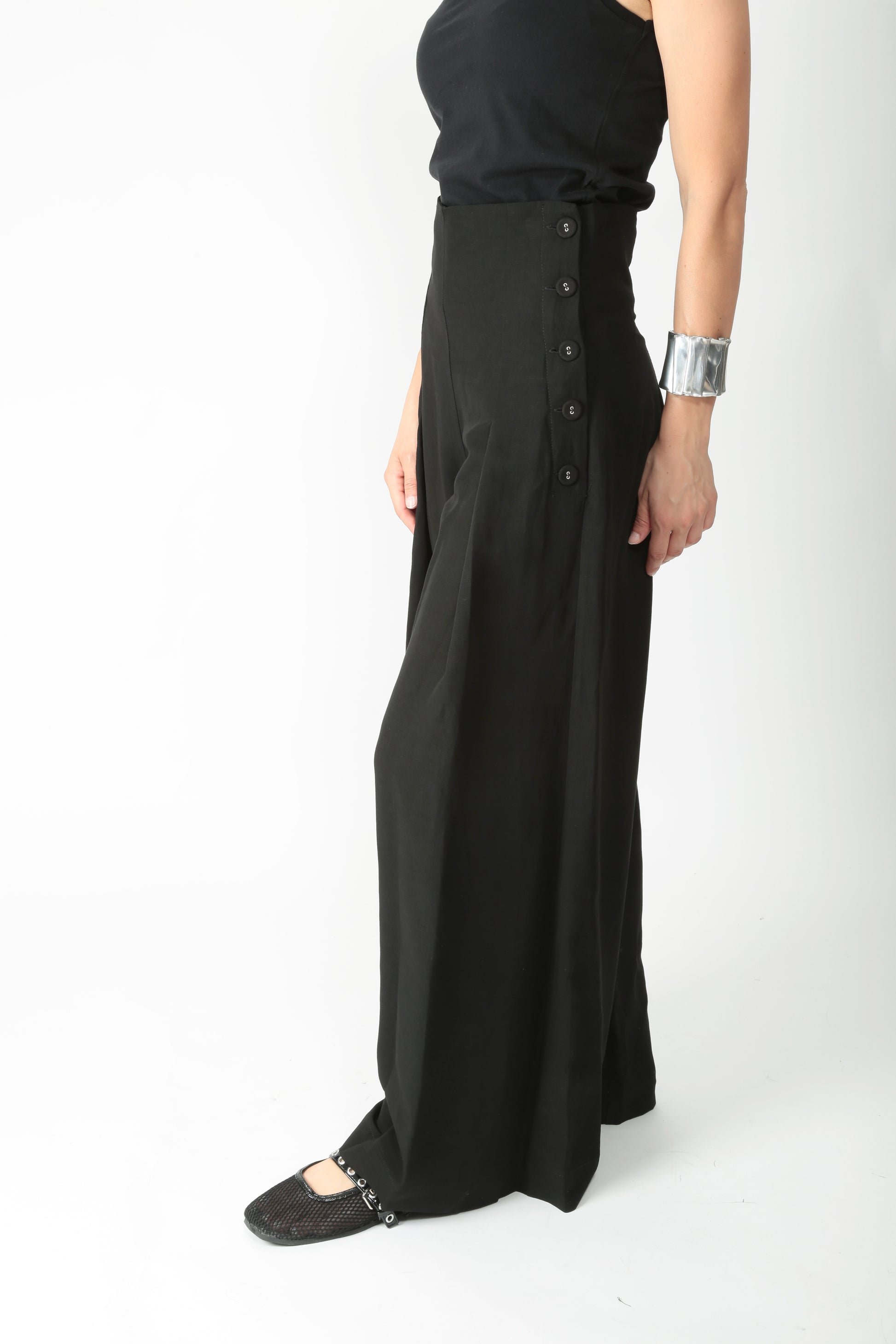 https://admin.shopify.com/store/gulieshop/products/15495348257117#:~:text=https%3A//www.gulieshop.it%20%E2%80%BA%20products%20%E2%80%BA%20meimeij%2Dpantalone%2Dampio%2Dm5ei06