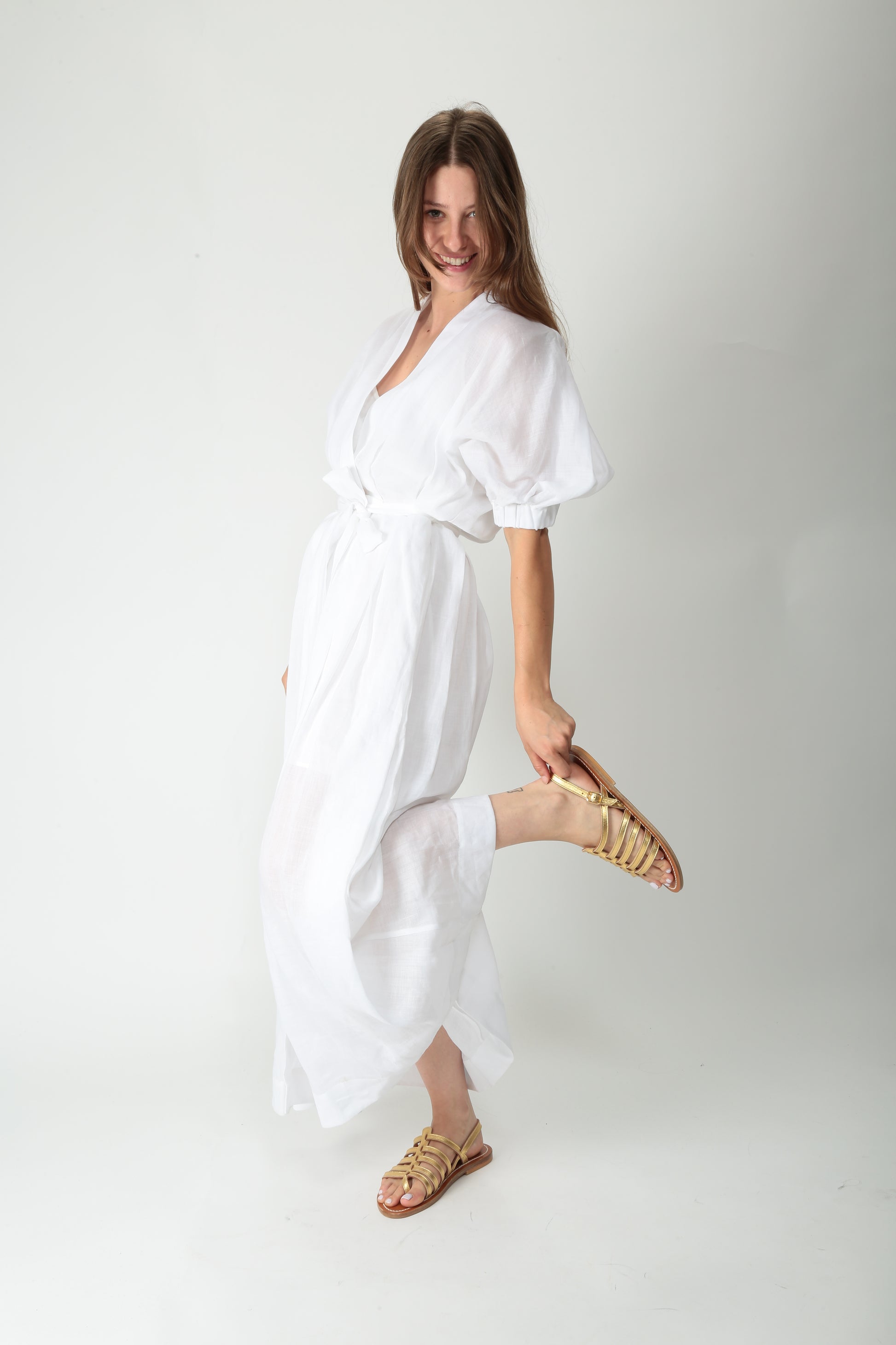 https://admin.shopify.com/store/gulieshop/products/15495348453725#:~:text=https%3A//www.gulieshop.it%20%E2%80%BA%20products%20%E2%80%BA%20meimeij%2Dabito%2Dcon%2Dcintura%2Dm5ej01